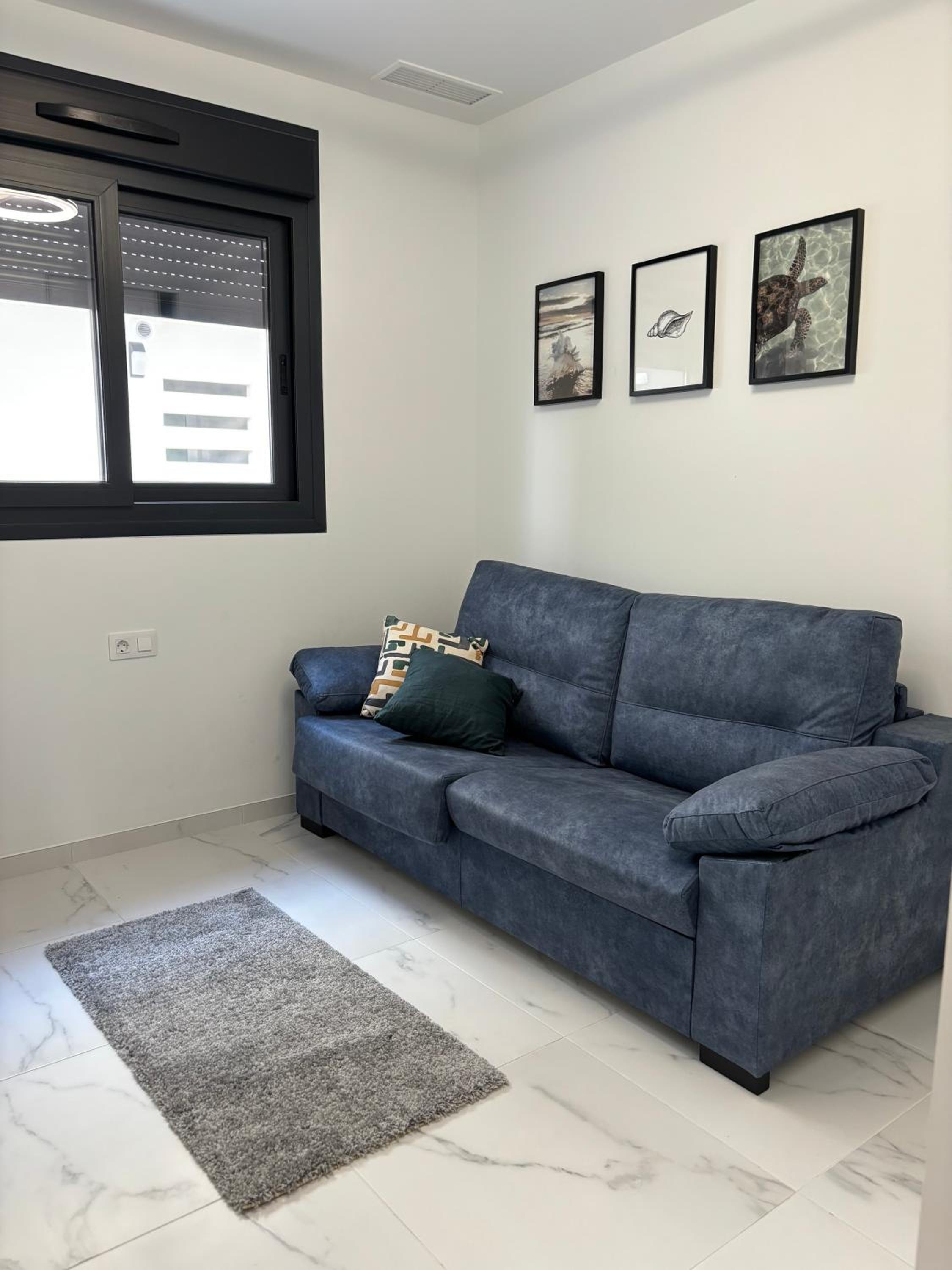 Apartamento de dos habitaciones con balcón