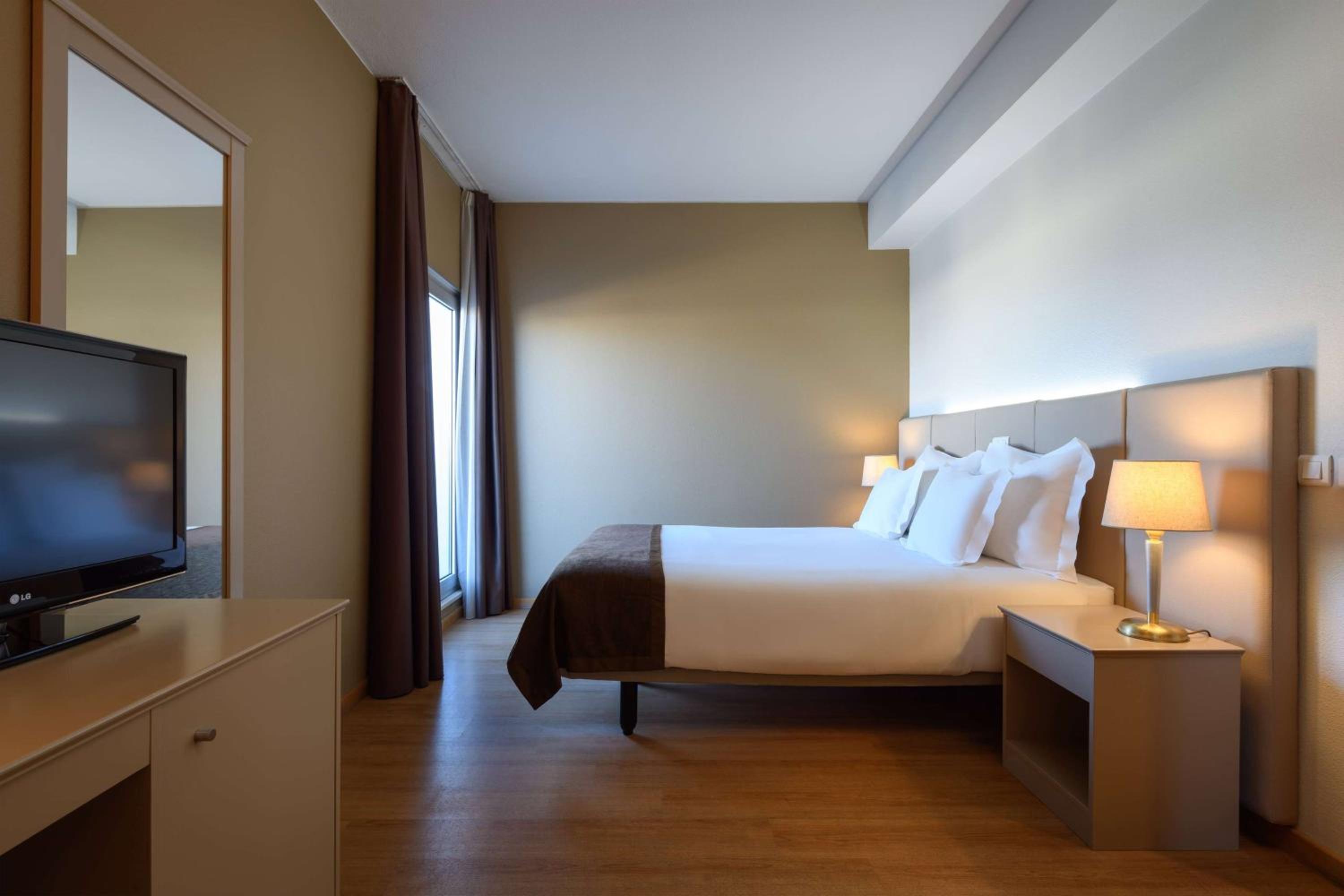Double Room - Non-Smoking