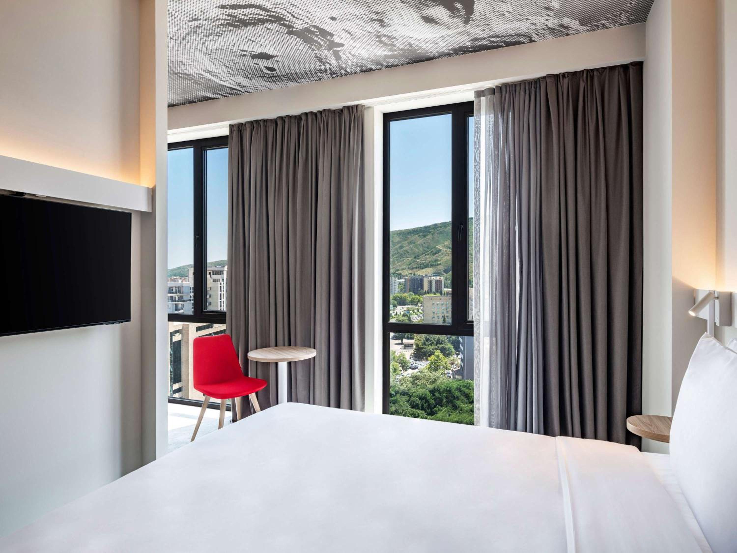 Premium Double Room with sofa bed - Photo 3