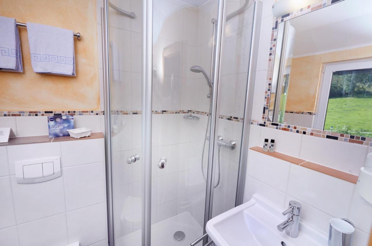 Double Room - Photo 21