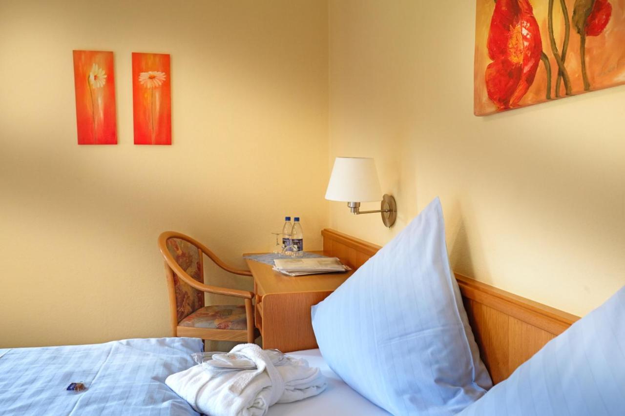 Double Room - Photo 12