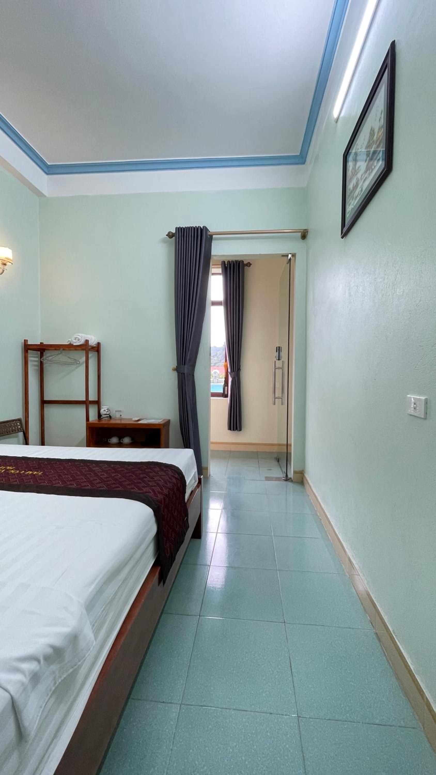 Standard Double Room - Photo 9