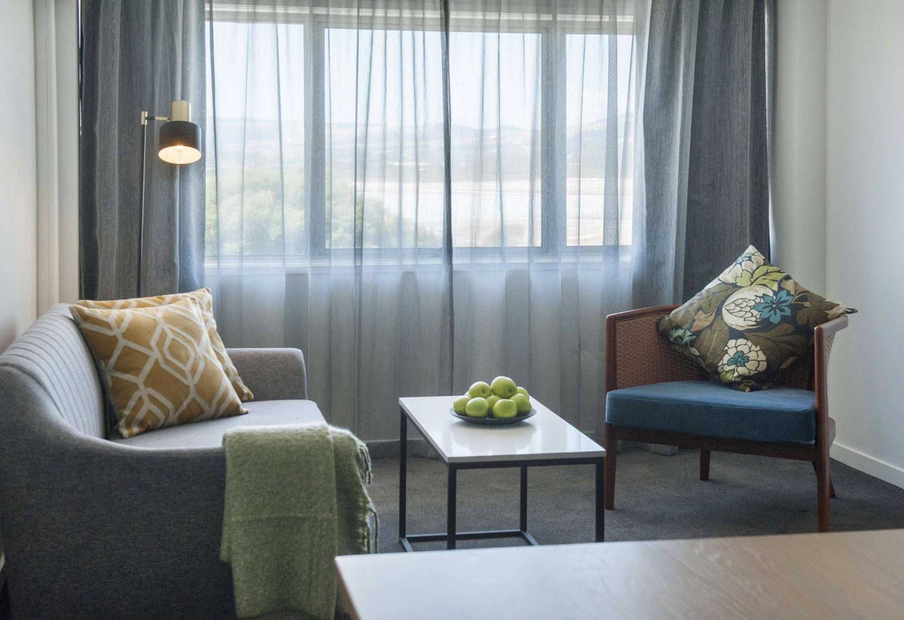 Deluxe Suite - Photo 3