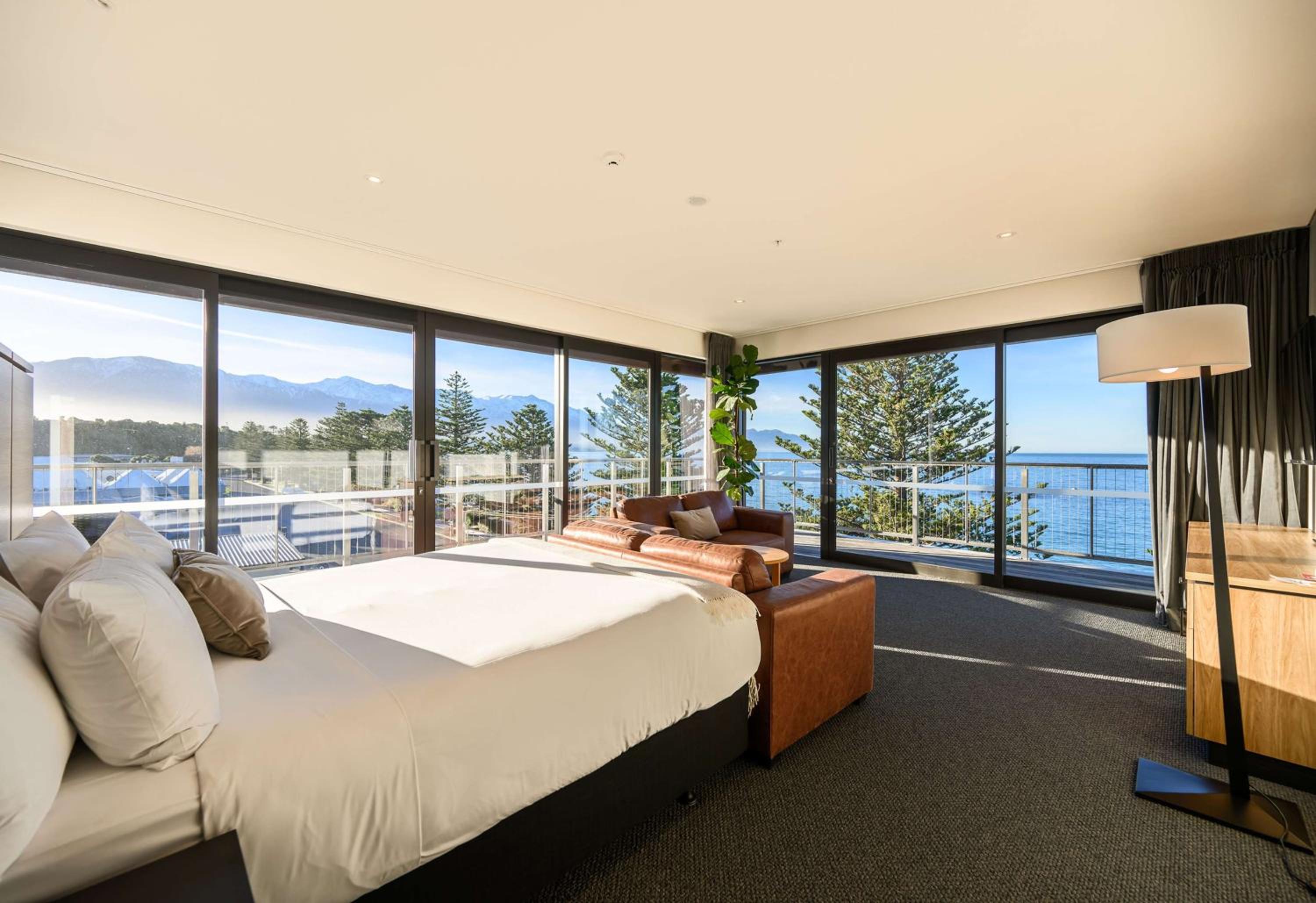 Ocean View Suite - Photo 1