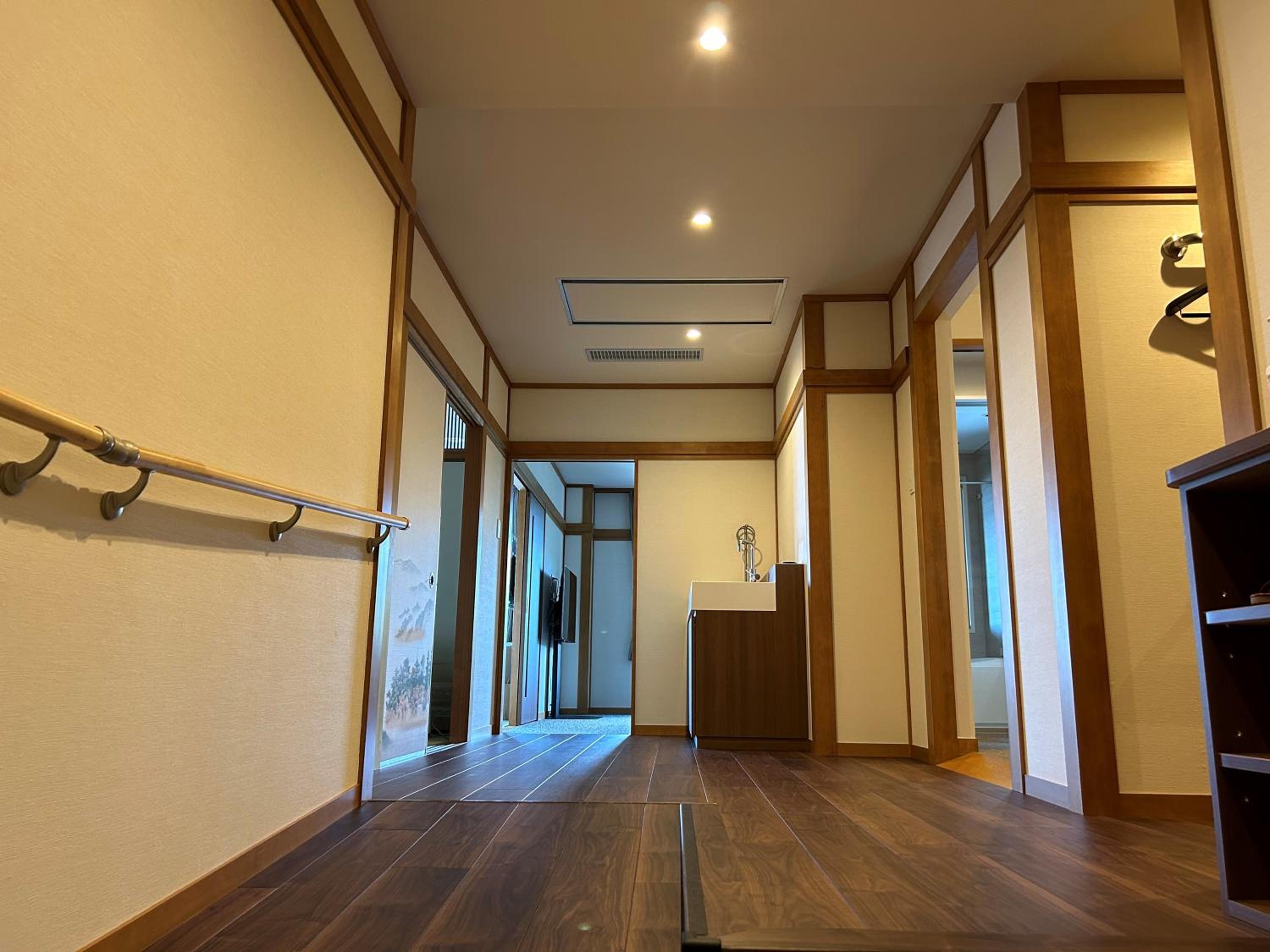 Top Floor Room - Non-Smoking photo 3