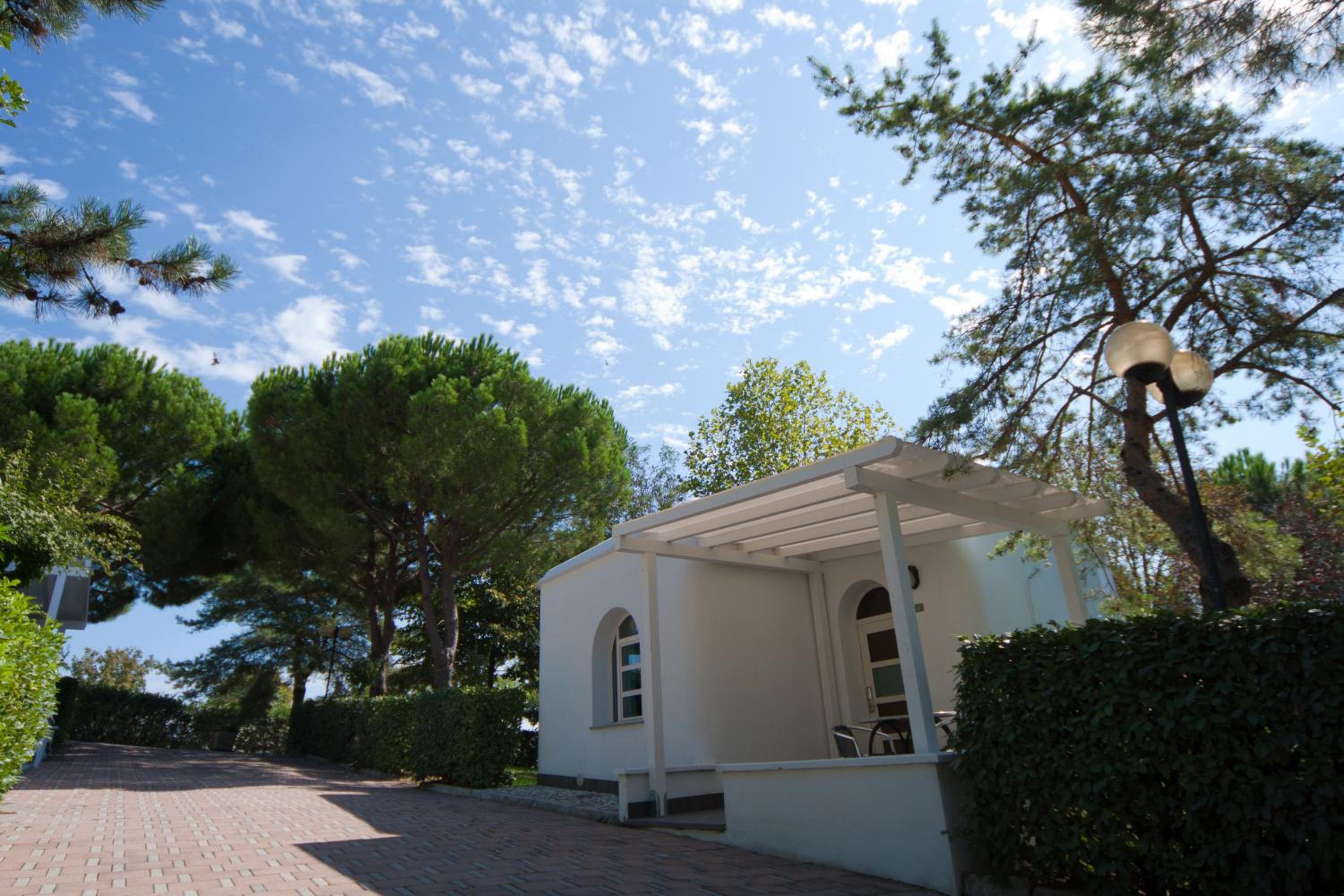 Standard Bungalow - Photo 3