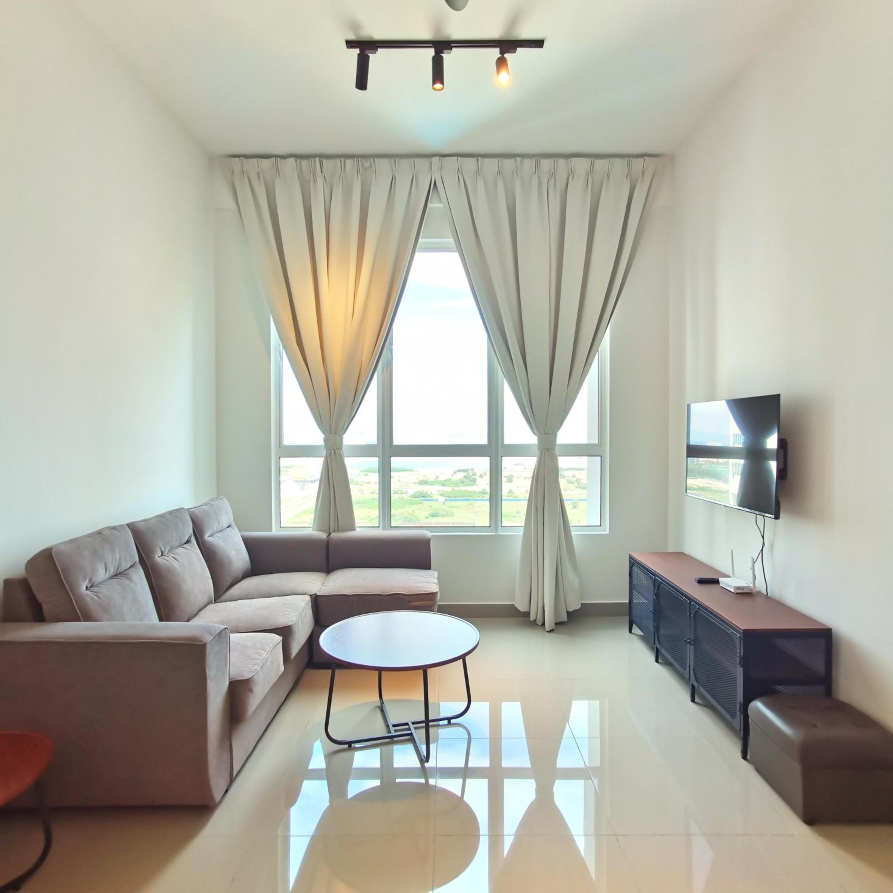 Two-Bedroom Apartment - Oceanfront  photo 2