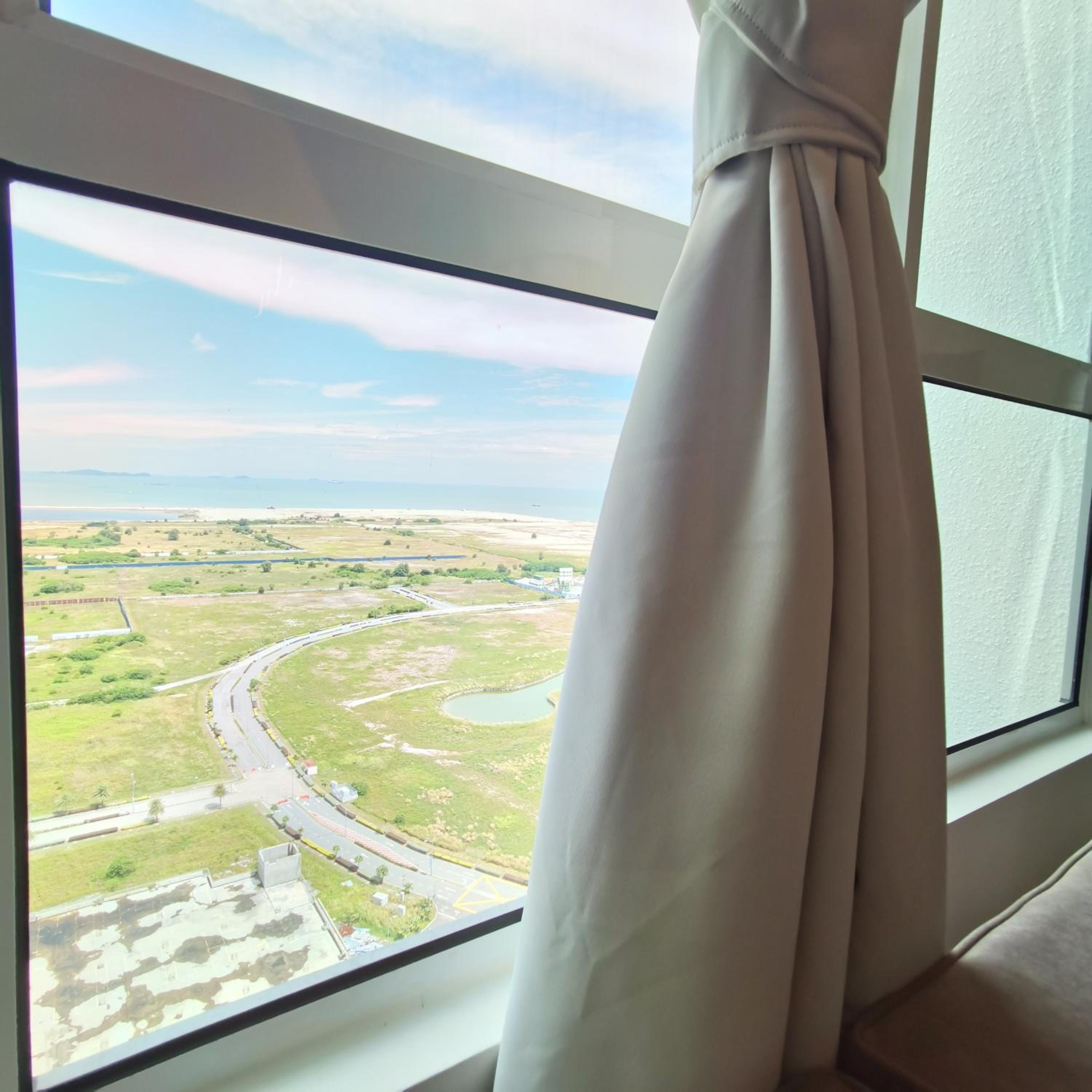 Two-Bedroom Apartment - Oceanfront  photo 3