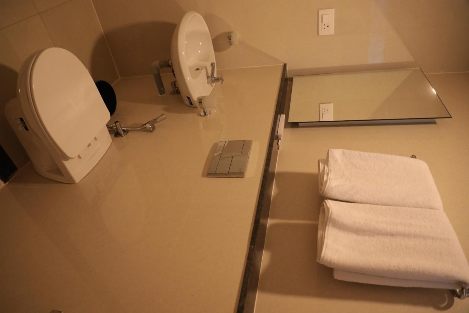 Double Or Twin Room photo 3
