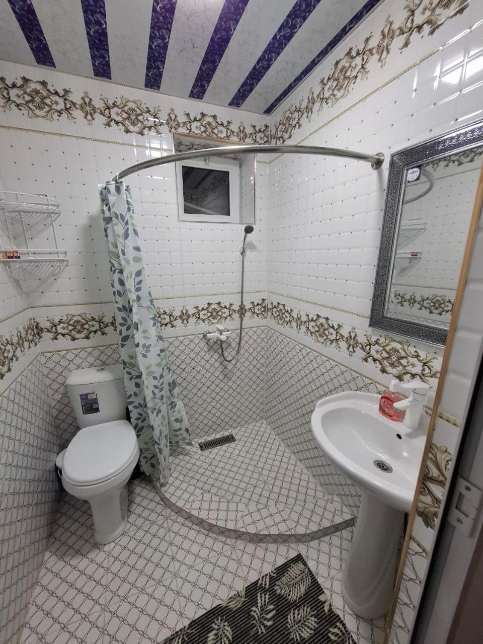 Double or Twin Room with Private Bathroom photo 3