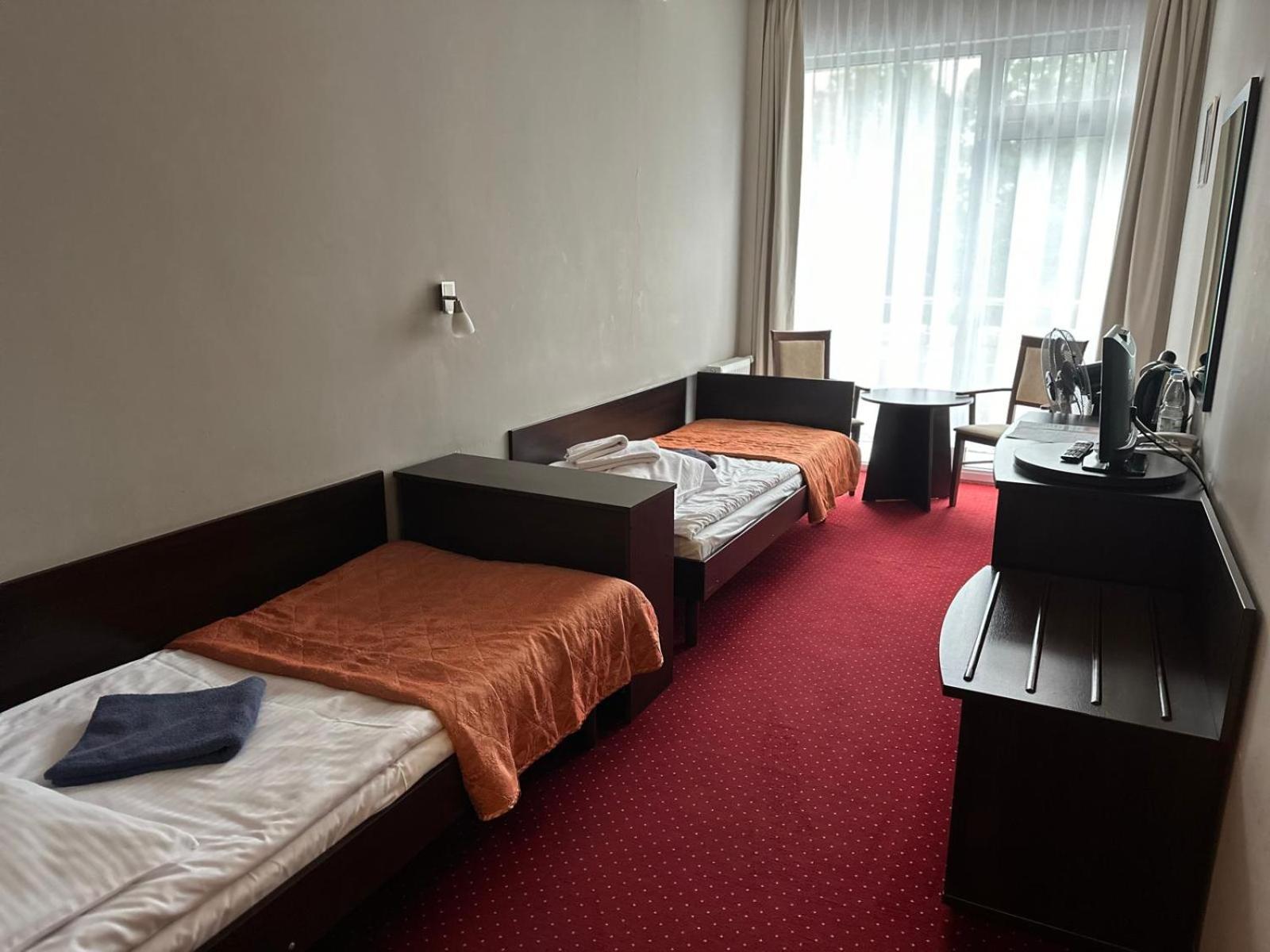 Twin Room - Photo 1