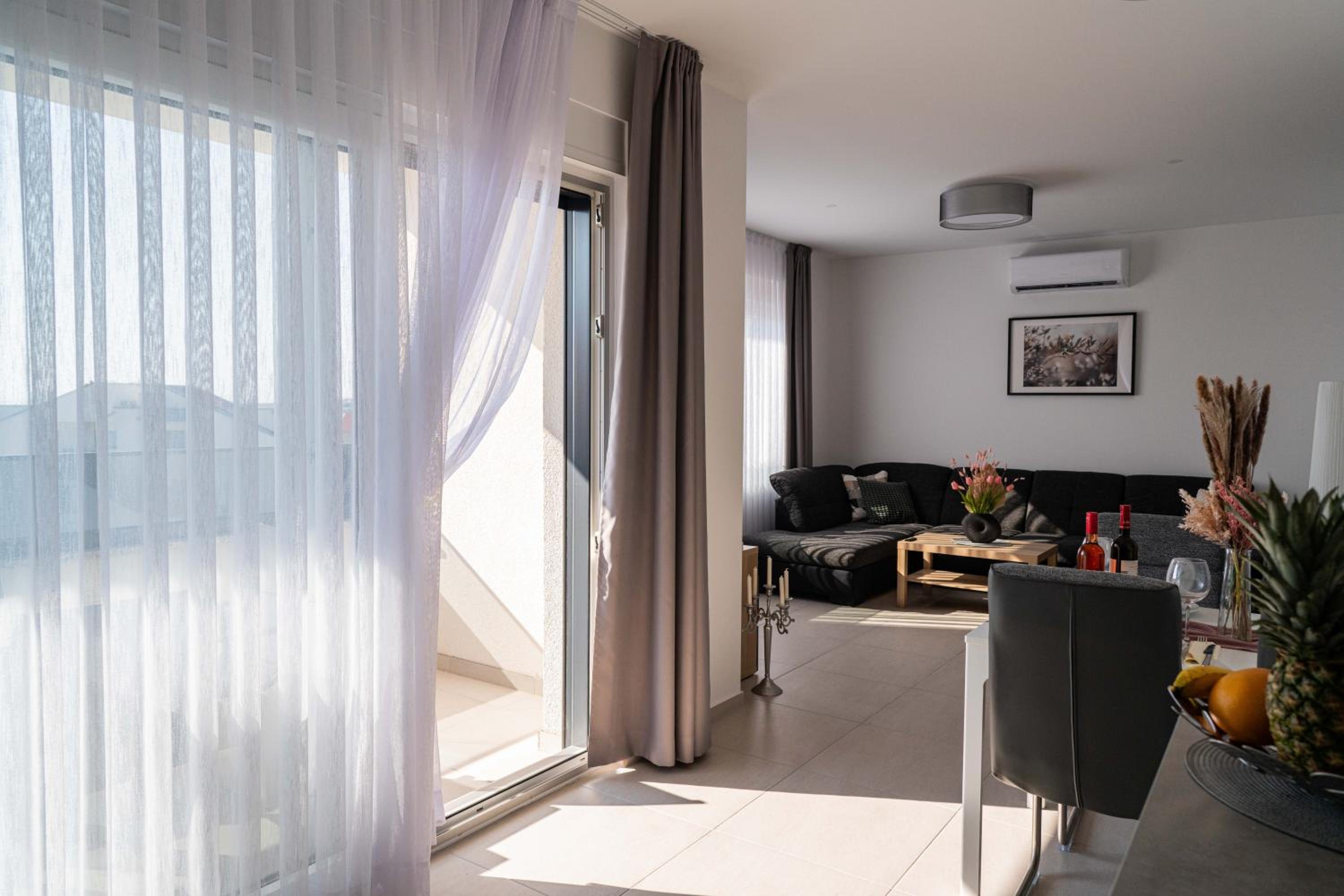 Two-Bedroom Deluxe Apartment With Ocean View