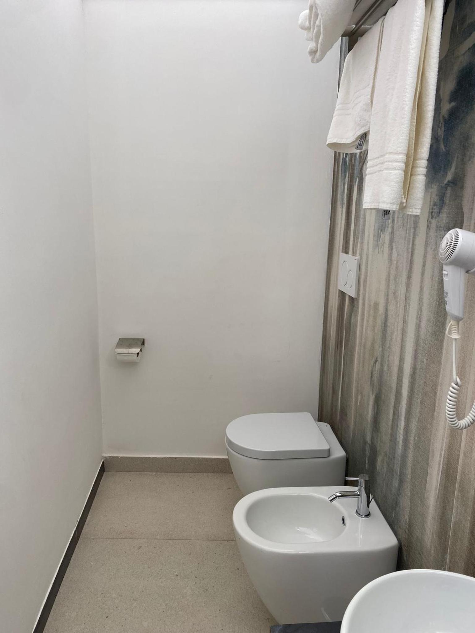 Deluxe Triple Room photo 2