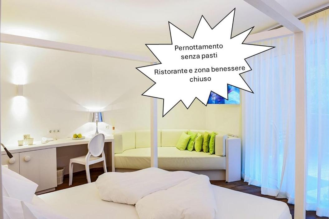 Junior Suite Without Access To Hotel Facilities - Disability Access  photo 3