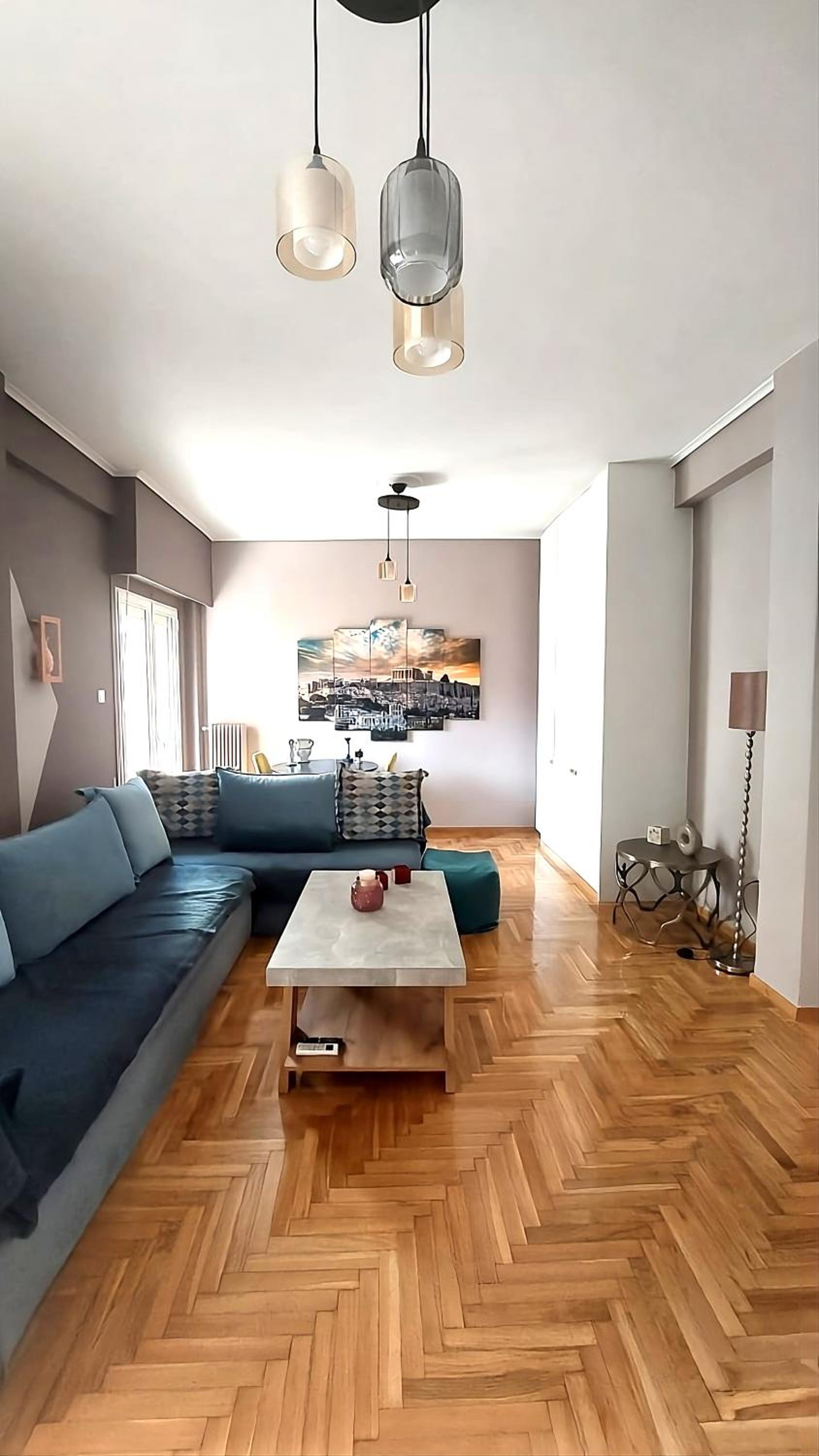 One-Bedroom Apartment