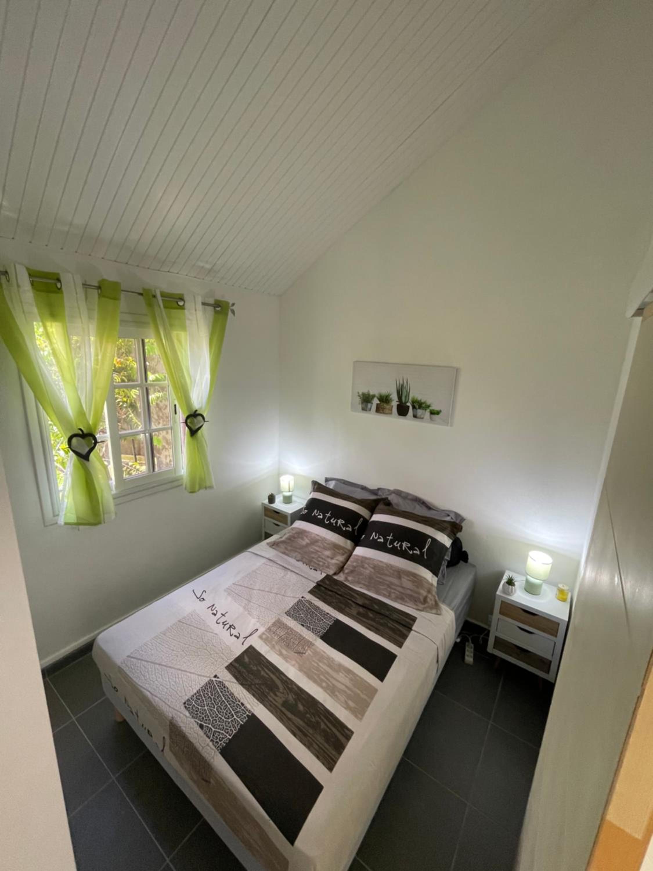 One-Bedroom House photo 3