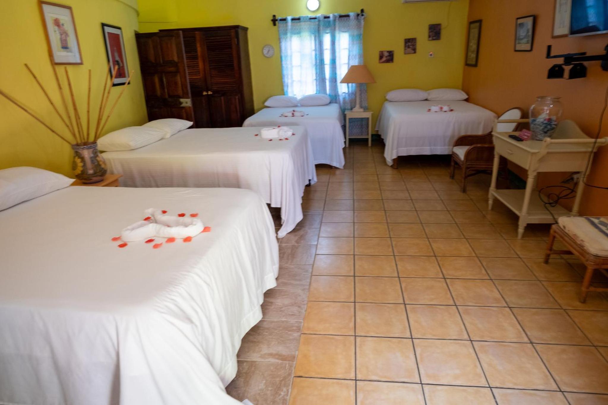 Quadruple Room photo 2