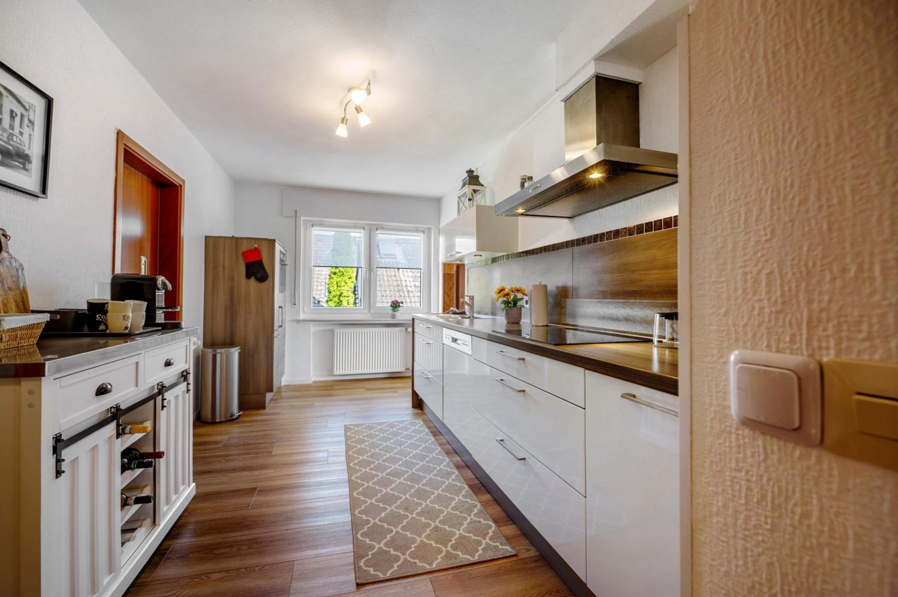 Three-Bedroom Premium Apartment with Balcony photo 2