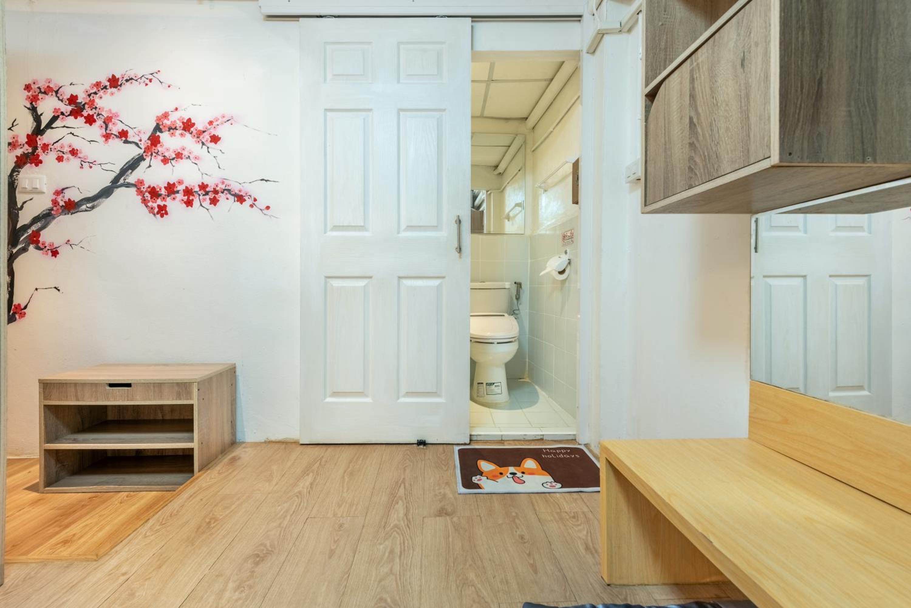 Standard Double Room - Photo 10