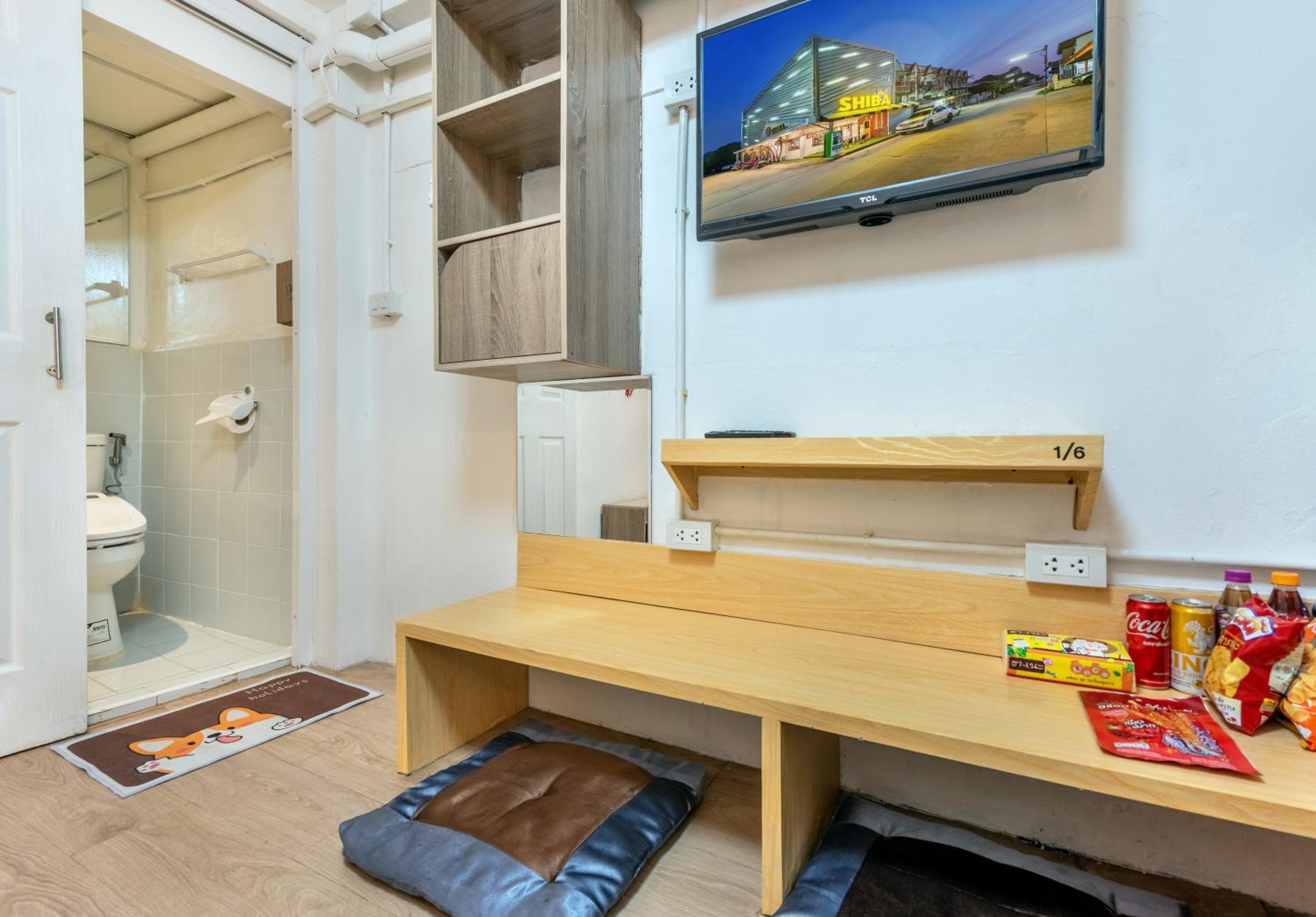 Standard Double Room - Photo 9
