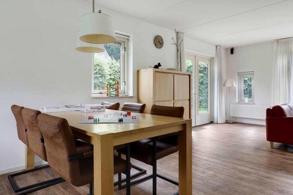 Three-Bedroom House photo 2