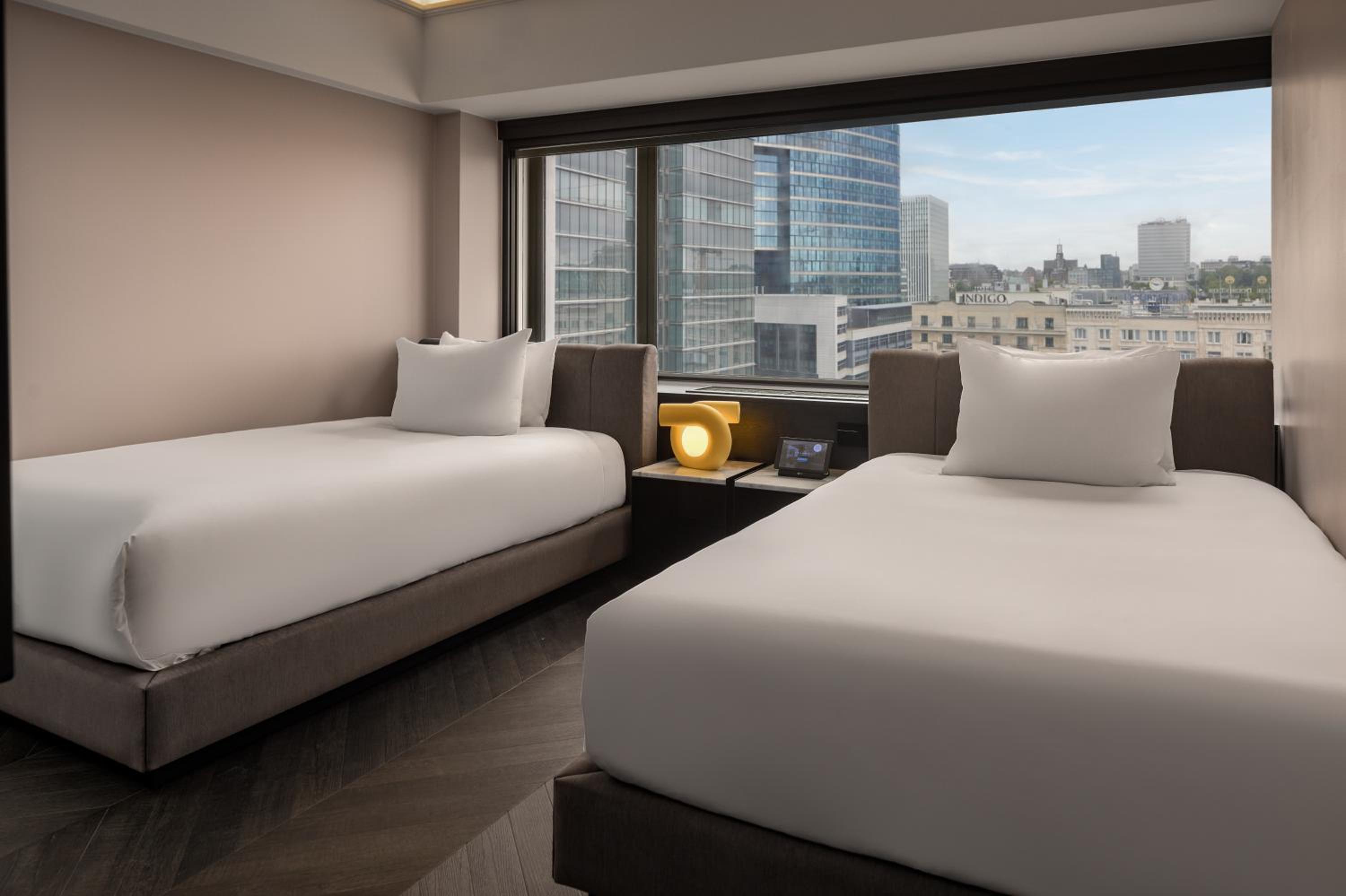 SKY Twin Room, Guest room, 2 Twin/Single Bed(s), City view