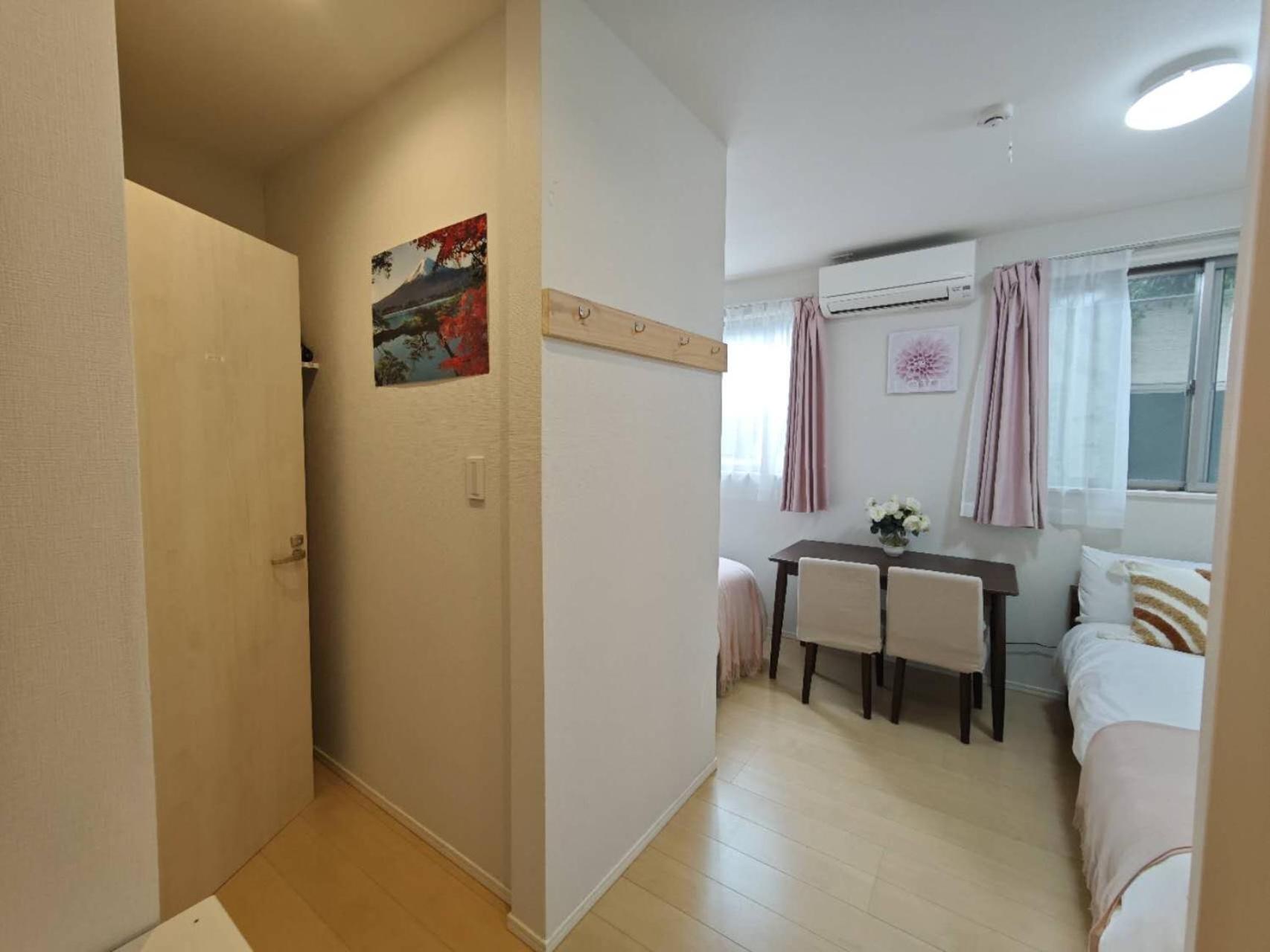 Double Room with Two Double Beds photo 2