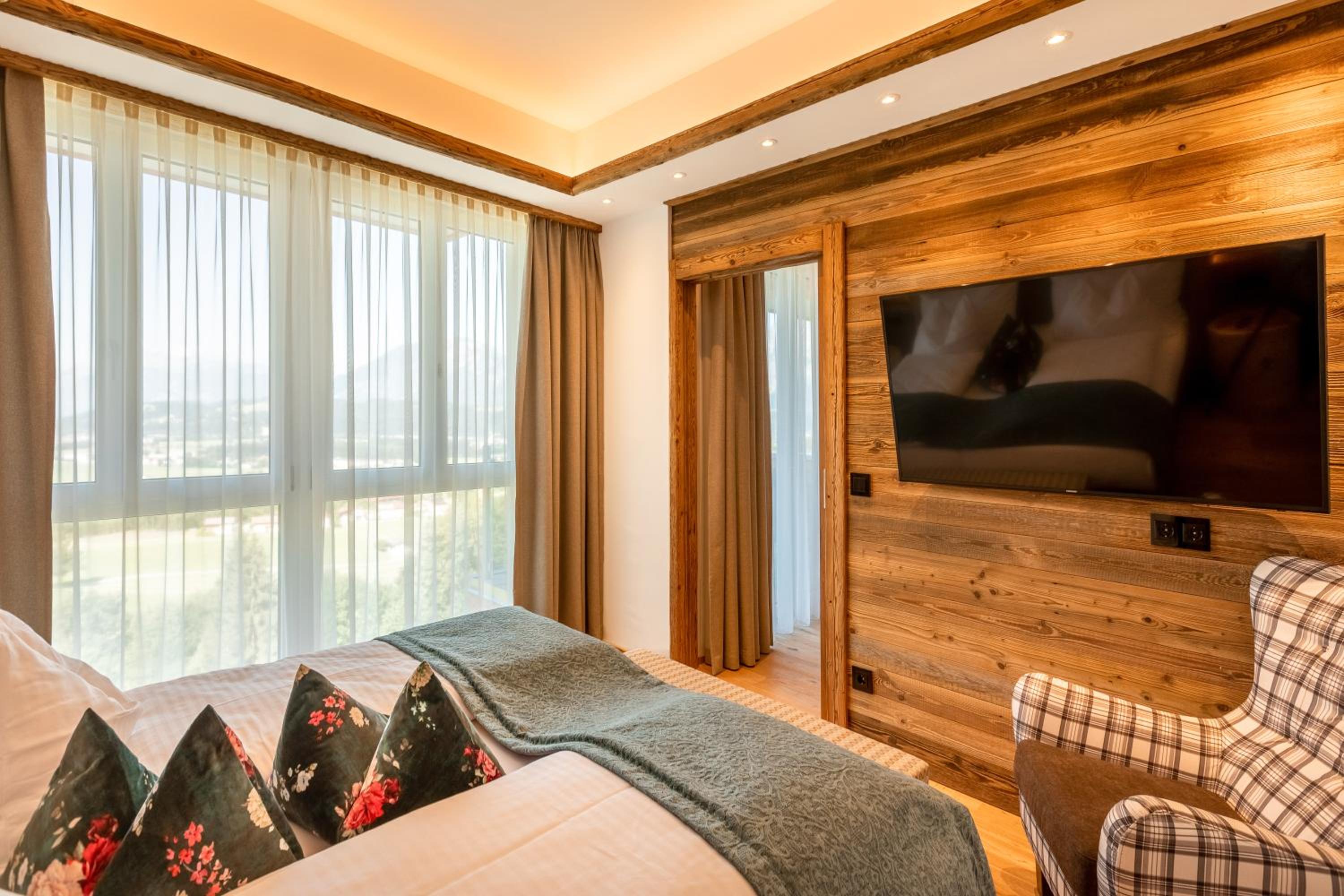 Suite with Balcony