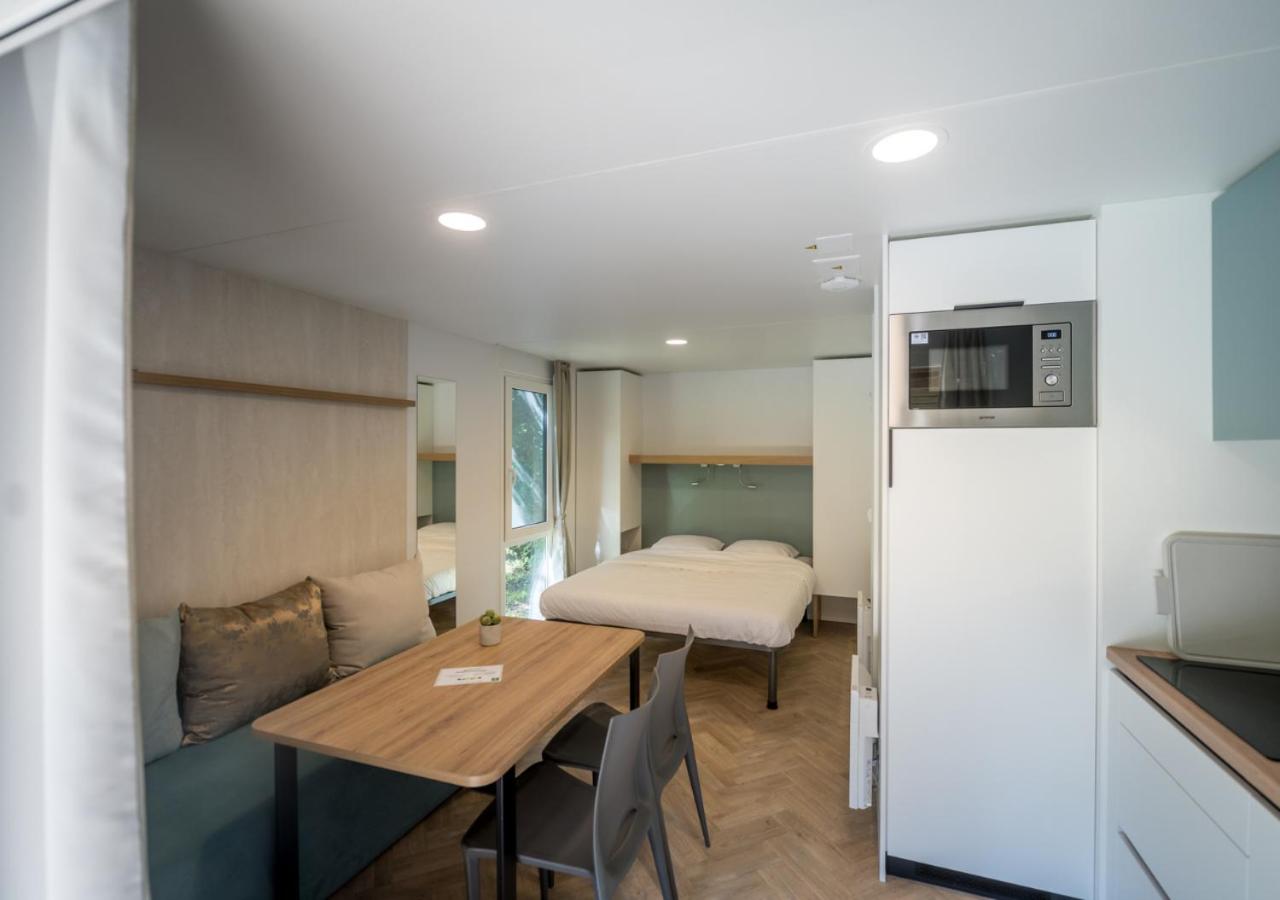Double Room with Patio photo 2