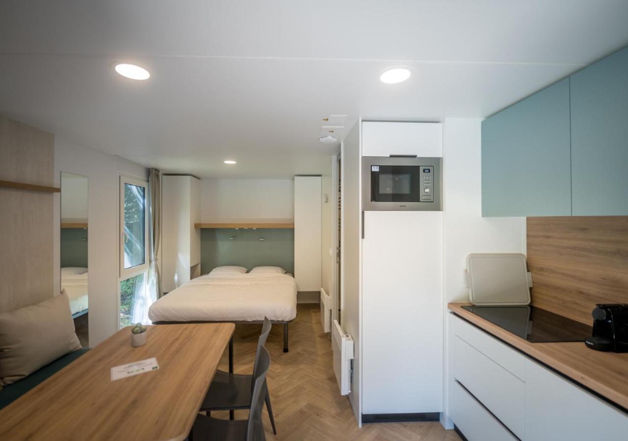 Double Room with Patio photo 1