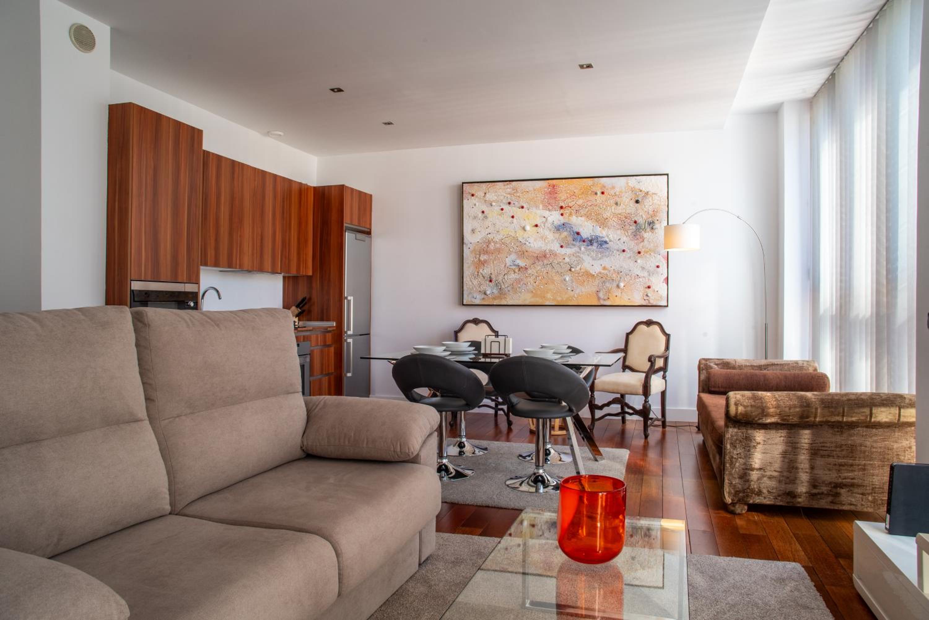 Classic One-Bedroom Apartment with Terrace photo 2
