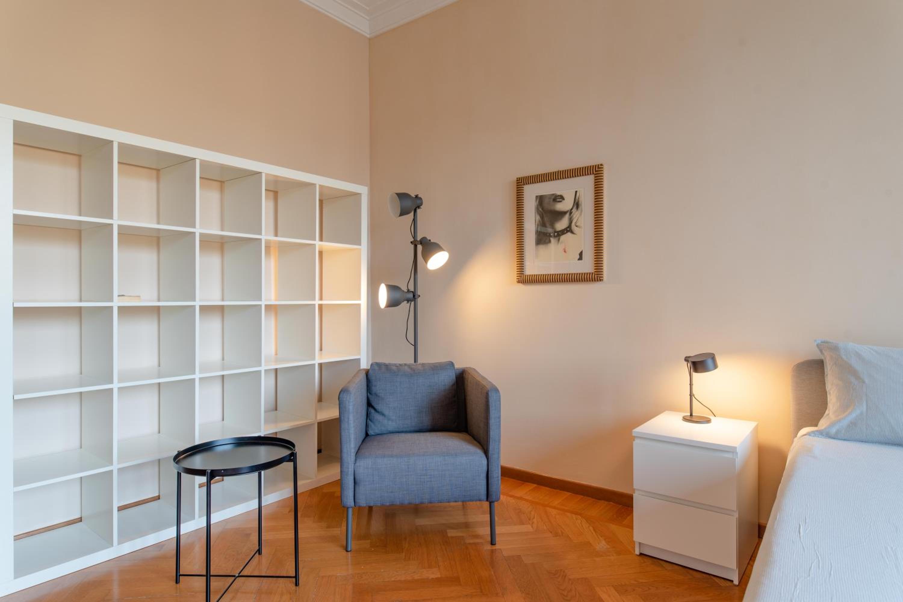Four-Bedroom Deluxe Apartment