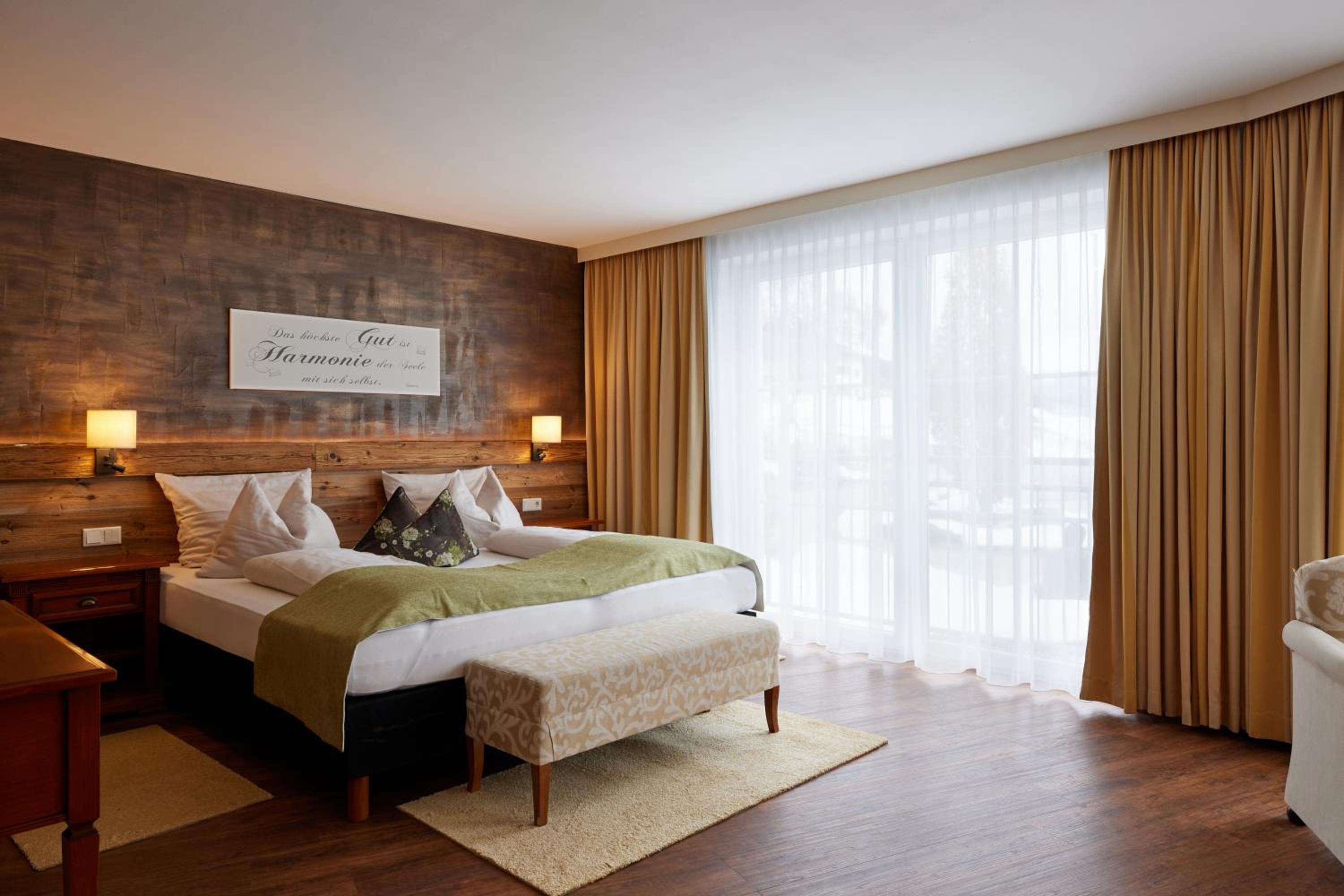 Large Double Room