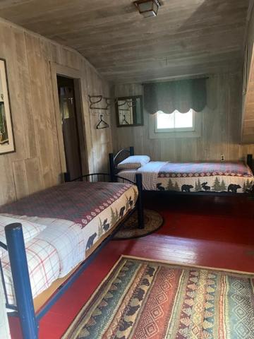 Budget Double Room - Photo 2