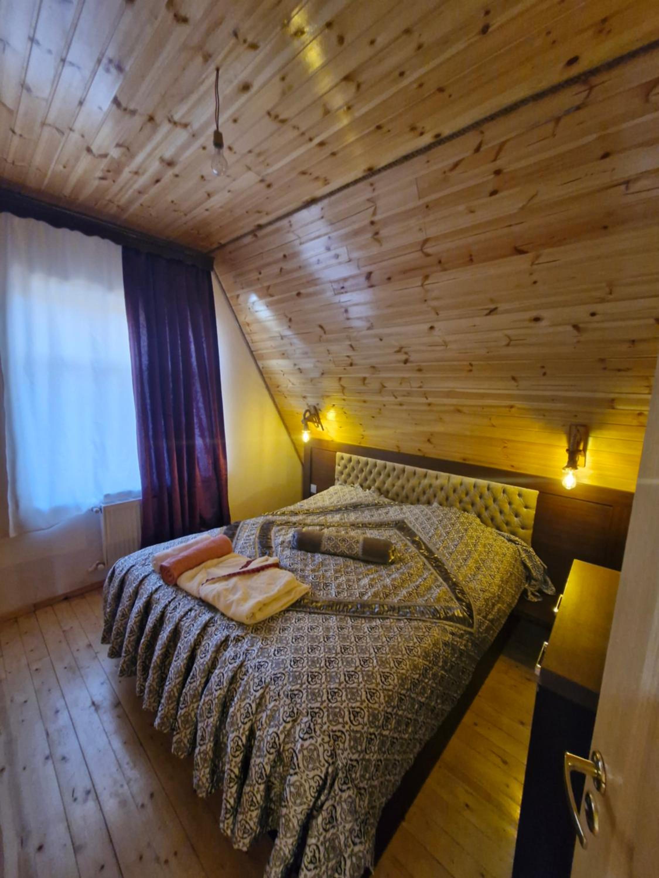 Three-Bedroom Villa photo 1