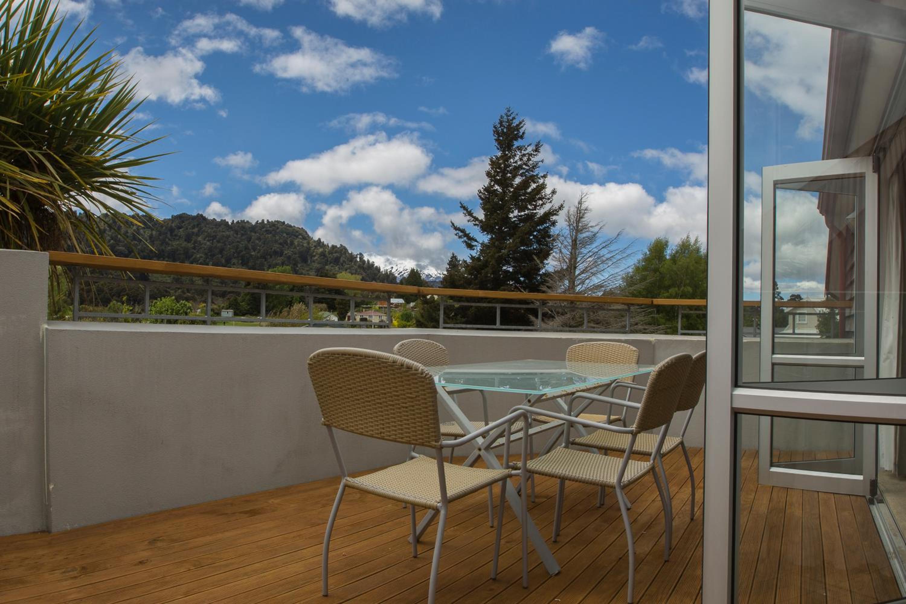 Two-Bedroom Chalet - The Powderhorn Chalet 1