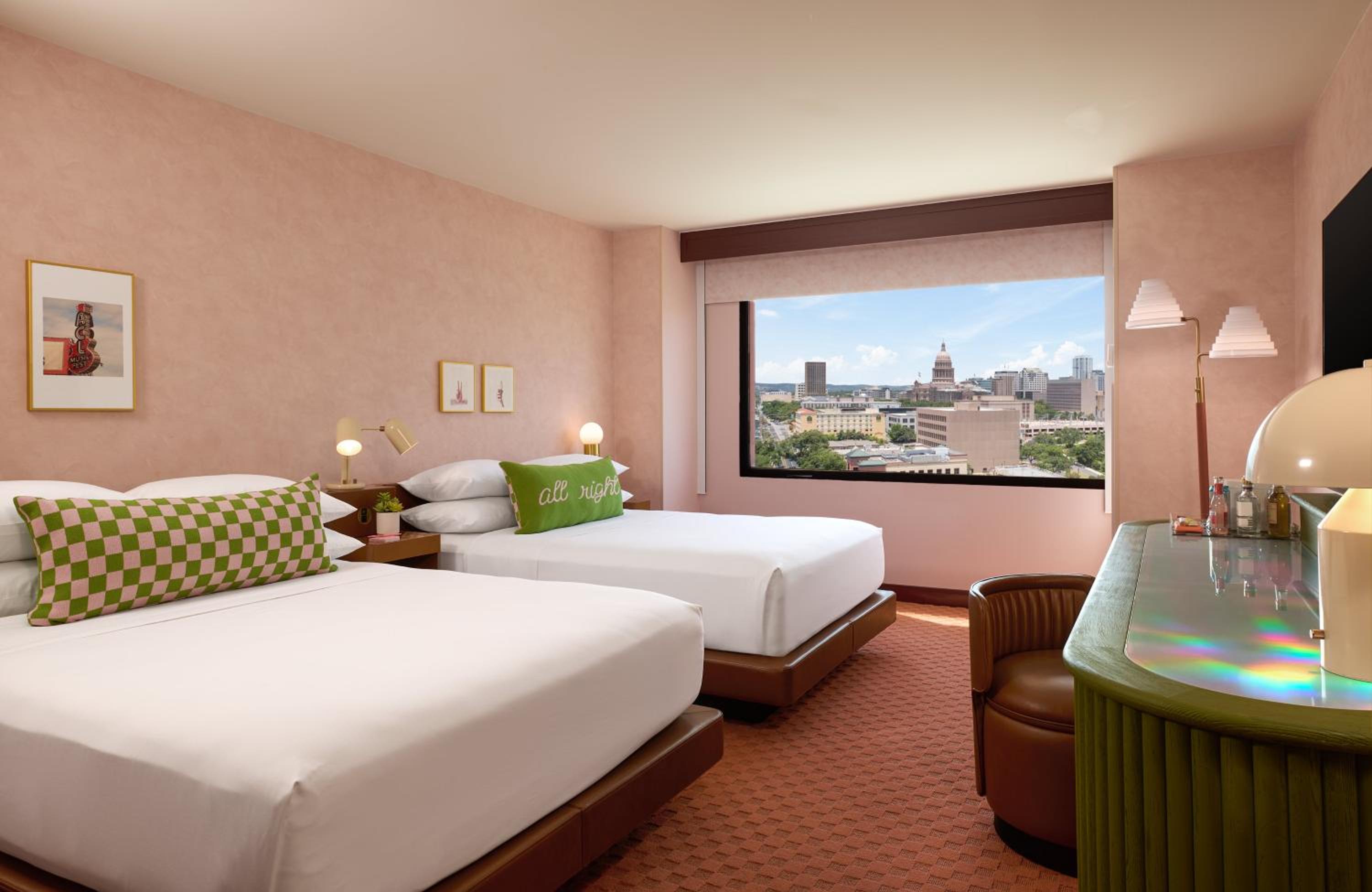 Queen Room with Two Queen Beds - Capitol Building View