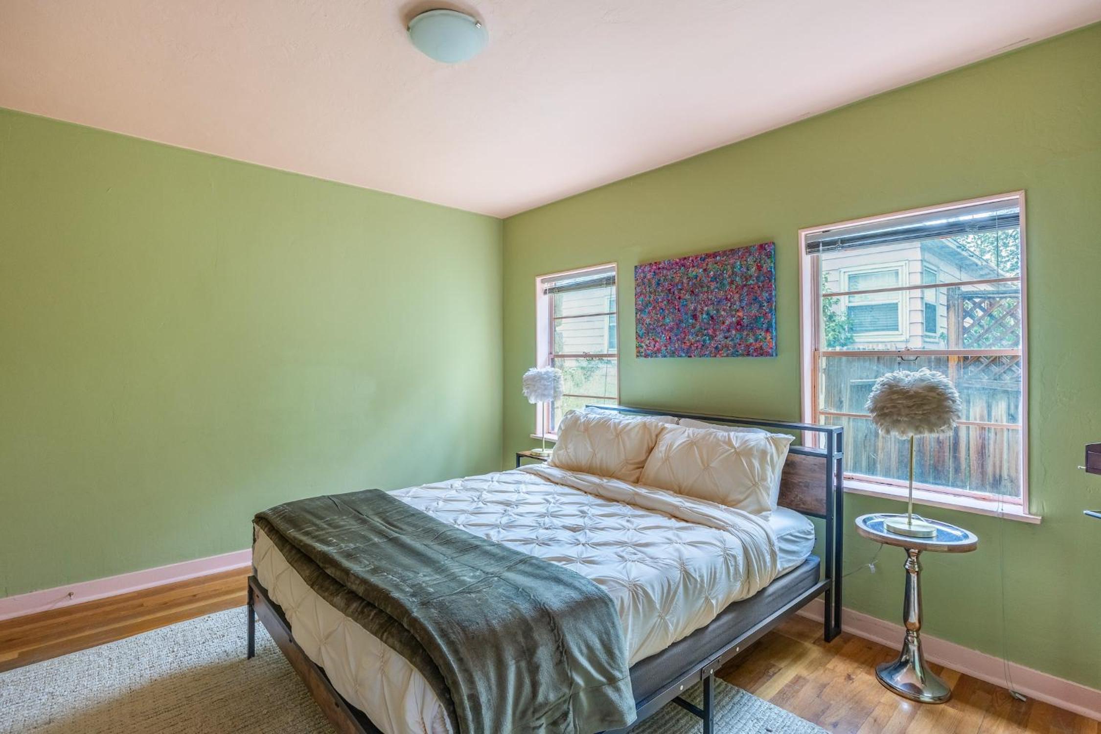 Two-Bedroom House photo 2