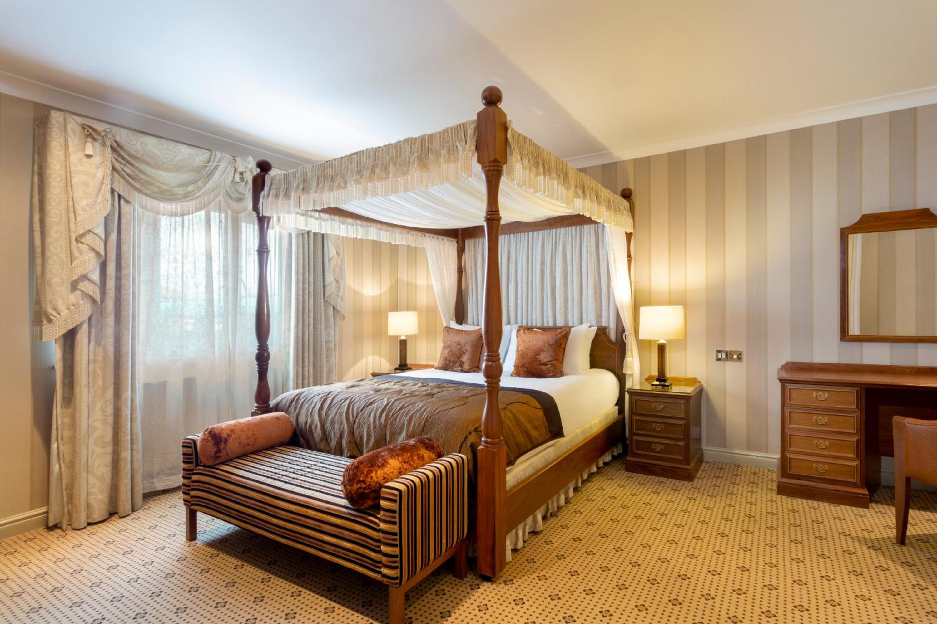 Junior King Suite - Photo 5