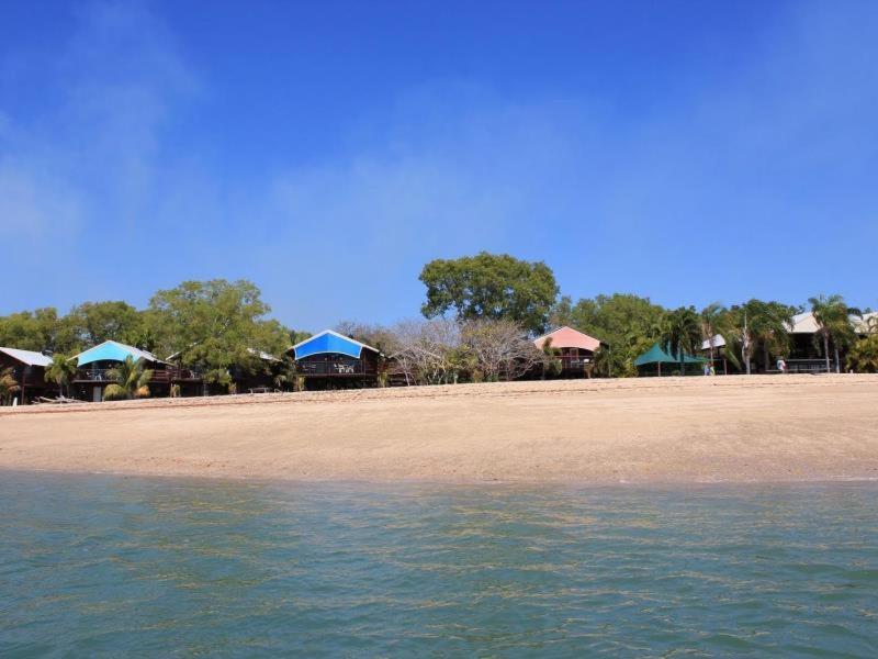 Beachfront Cabin photo 3