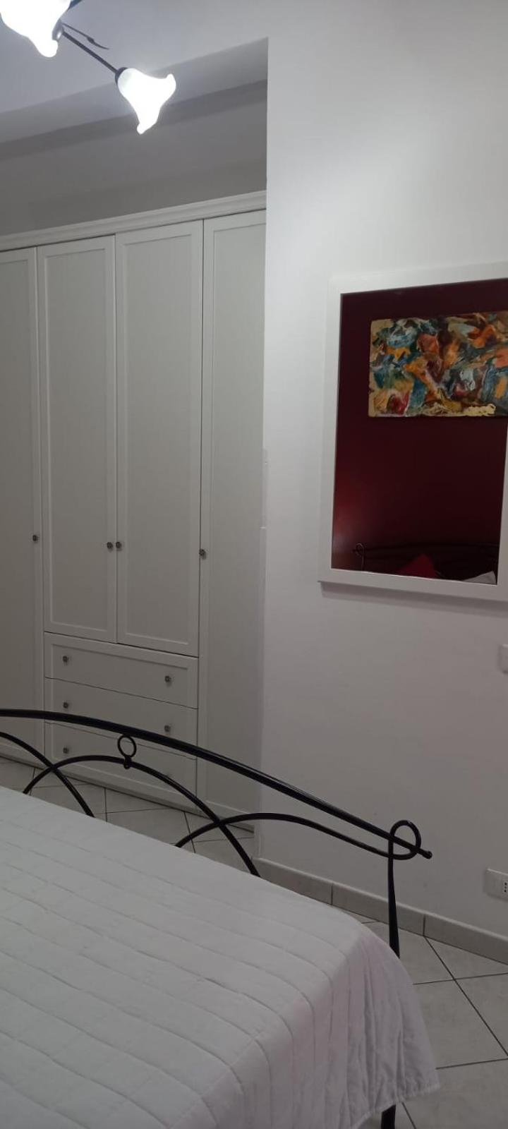 Triple Room with Private Bathroom - Photo 14