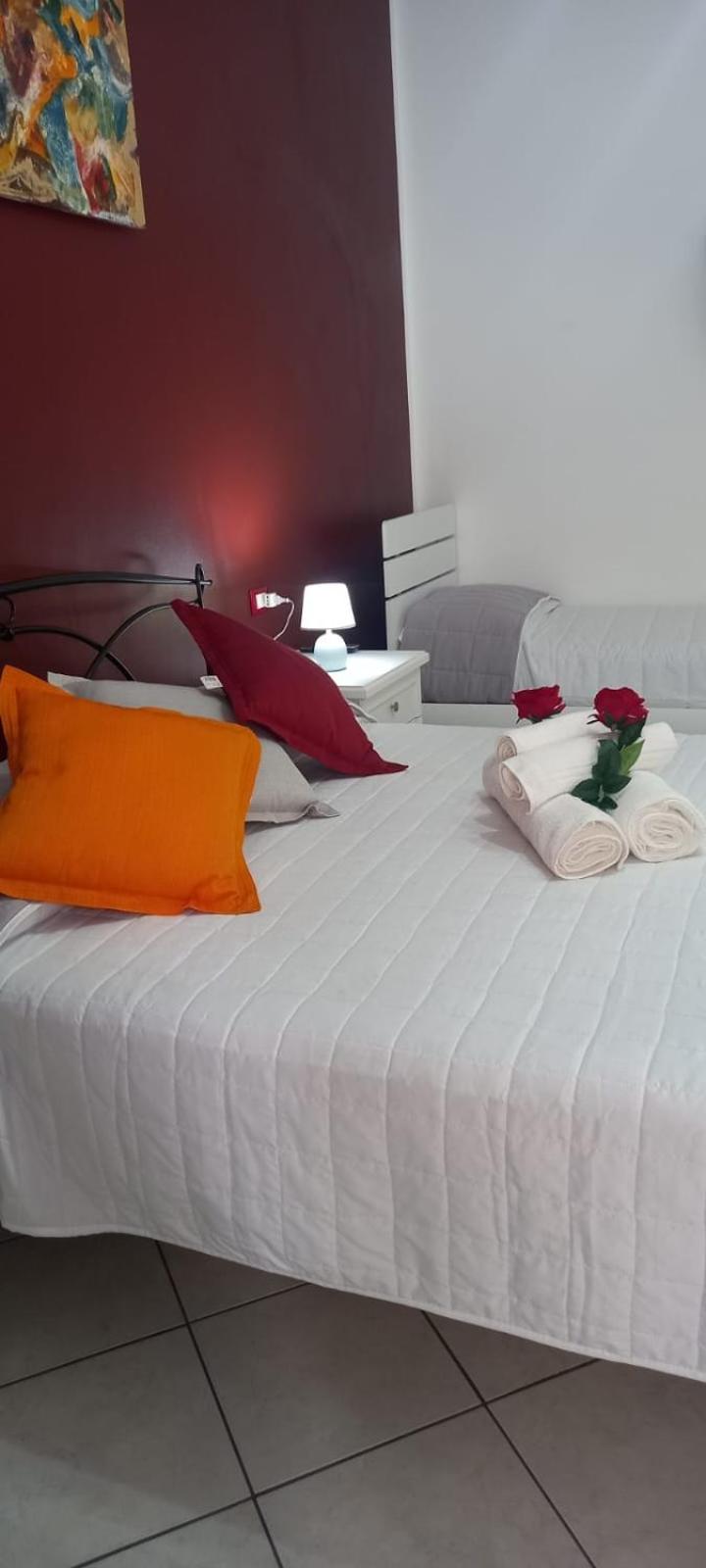 Triple Room with Private Bathroom - Photo 15