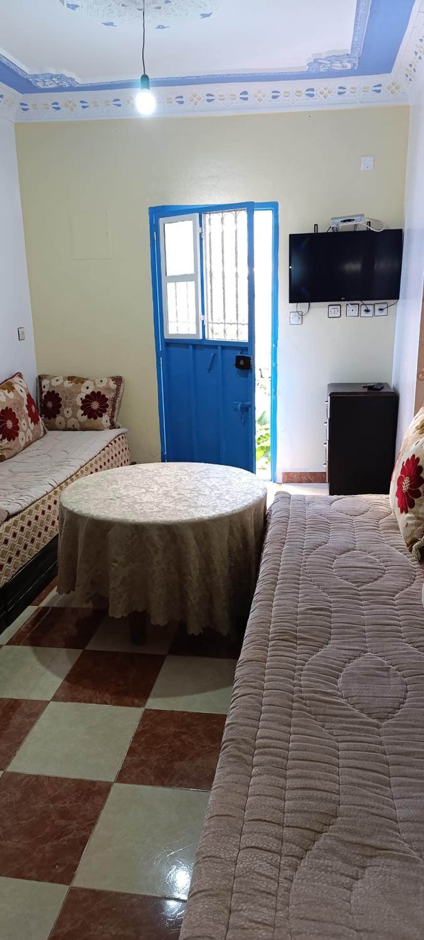 Economy Double Room - Photo 8