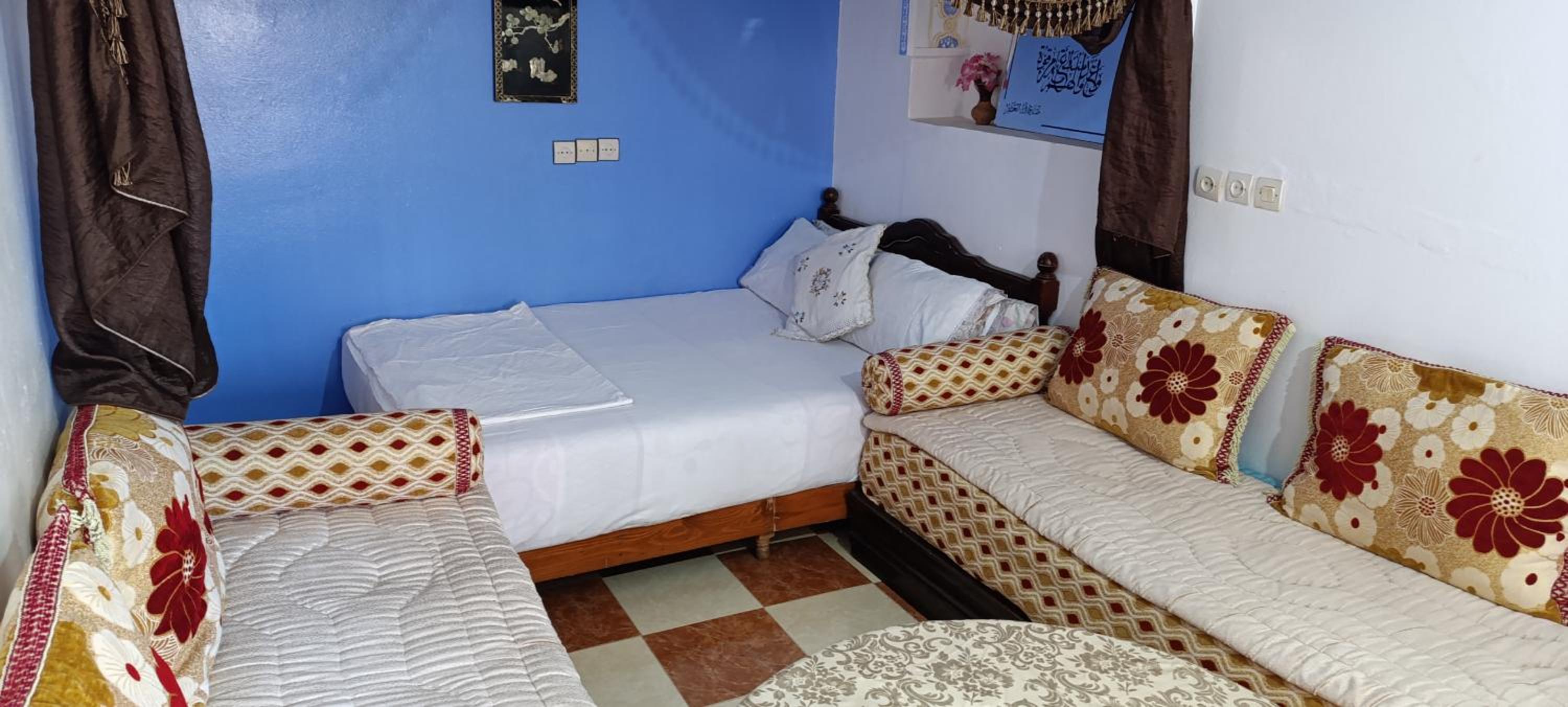 Economy Double Room - Photo 14