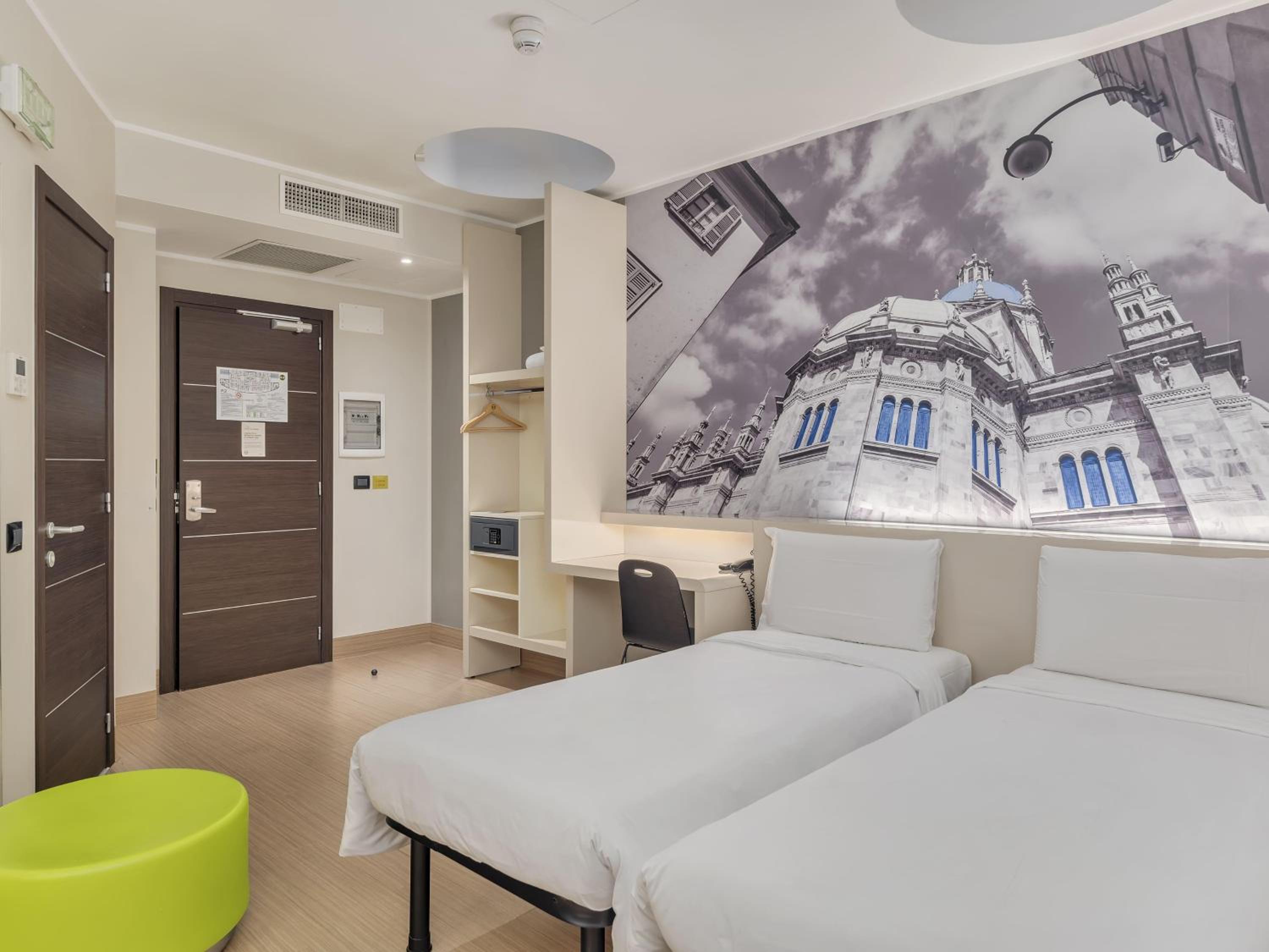 Economy Twin Room without Window