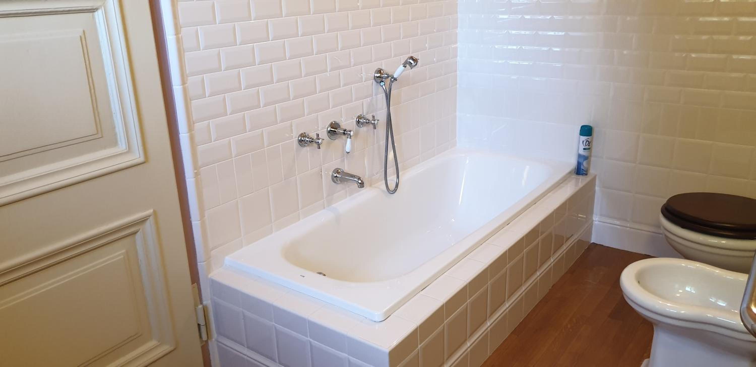 Double Room with Private Bathroom - Photo 5