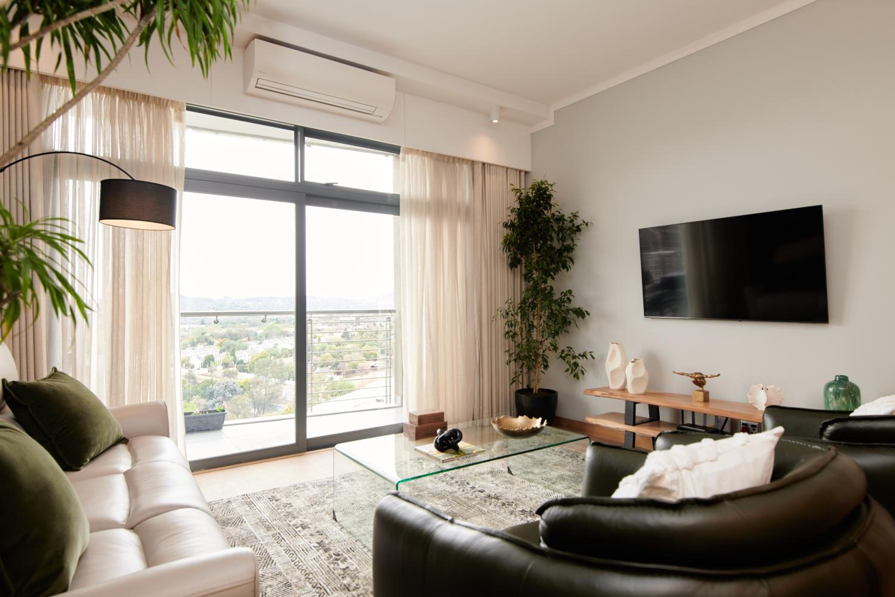 Two-Bedroom Apartment photo 2