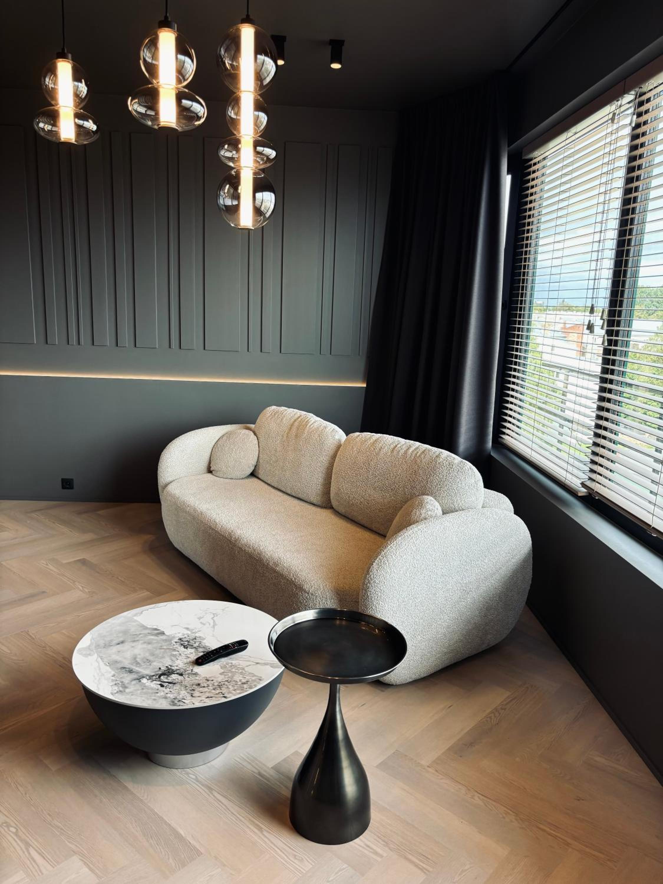 Penthouse Suite - Photo 12