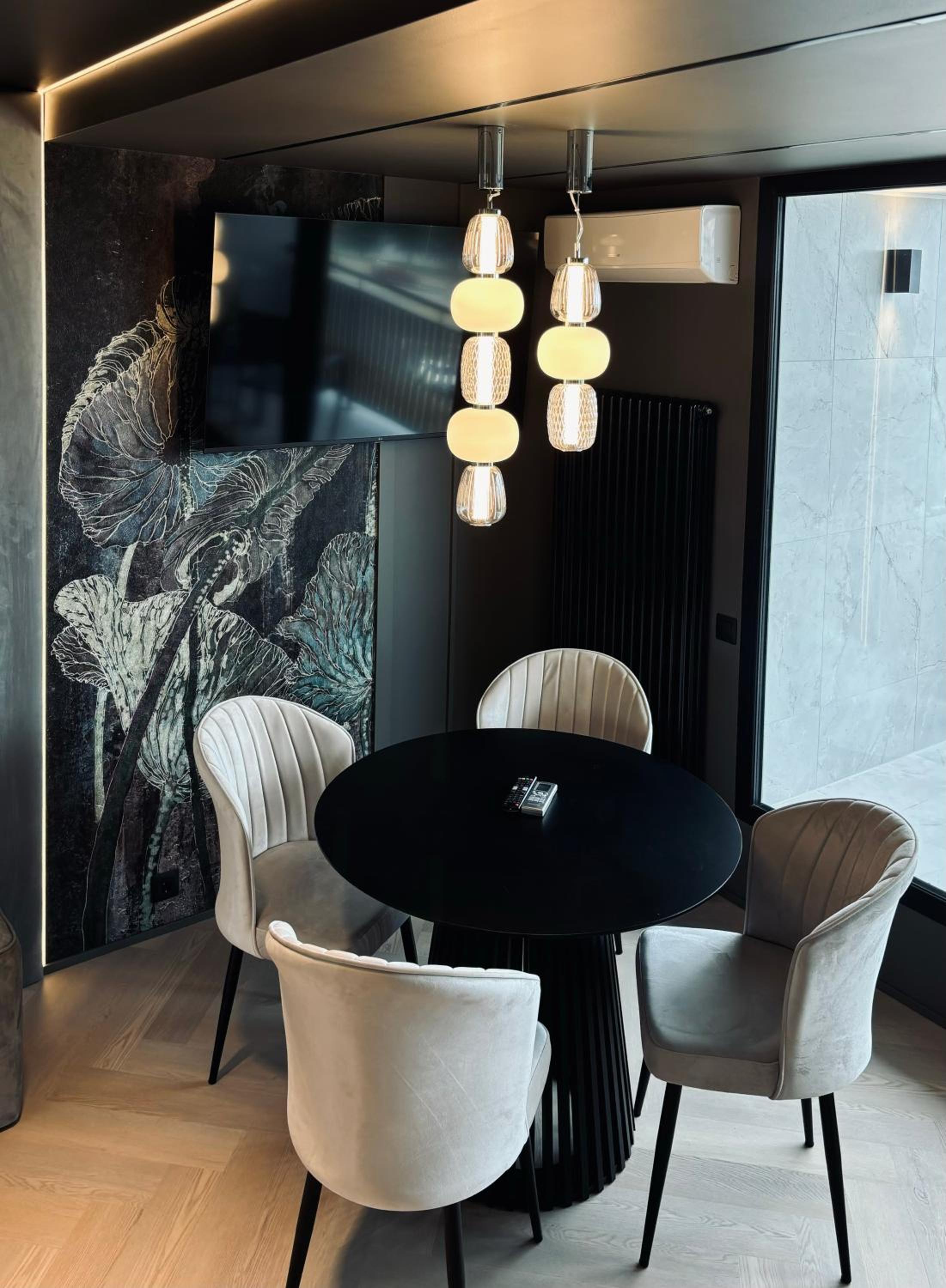 Penthouse Suite - Photo 11
