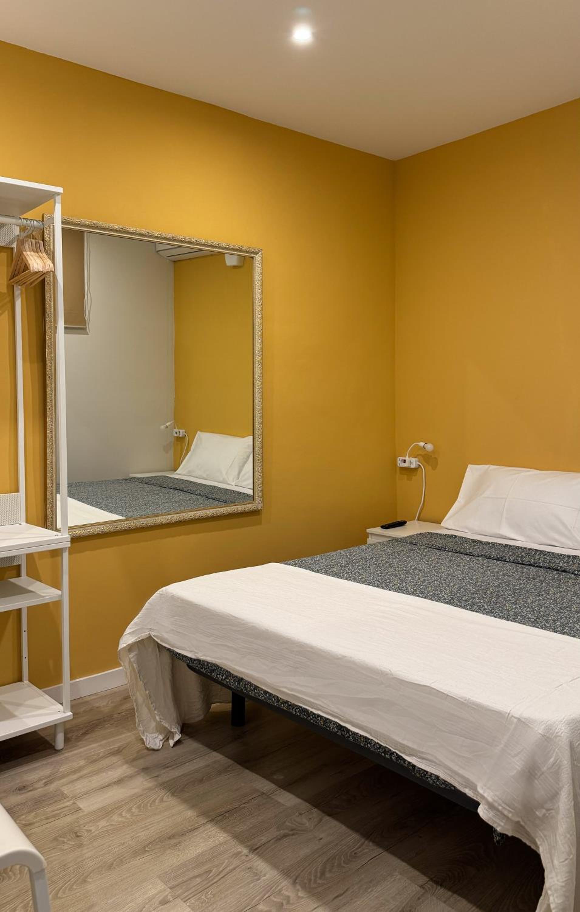 Budget Double Room photo 2